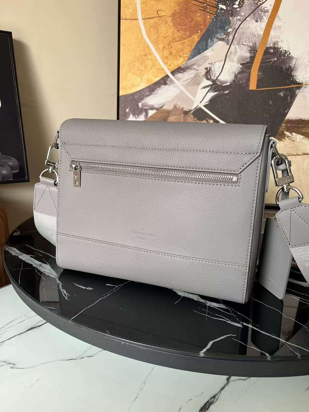 Louis Vuitton MESSENGER Black grained calf leather M57080 High