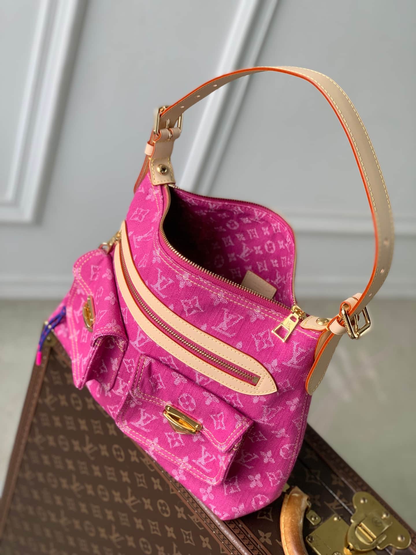 Louis Vuitton Baggy Monogram Fuchsia Denim M28266 High