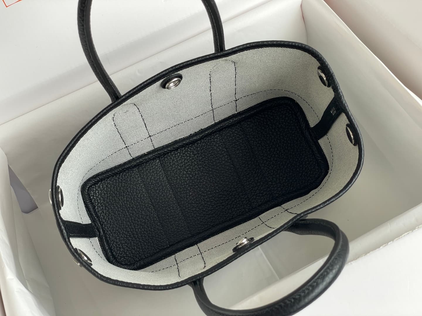Hermes Garden Party 23 bag in Black Togo Leather With Canvas WAX High