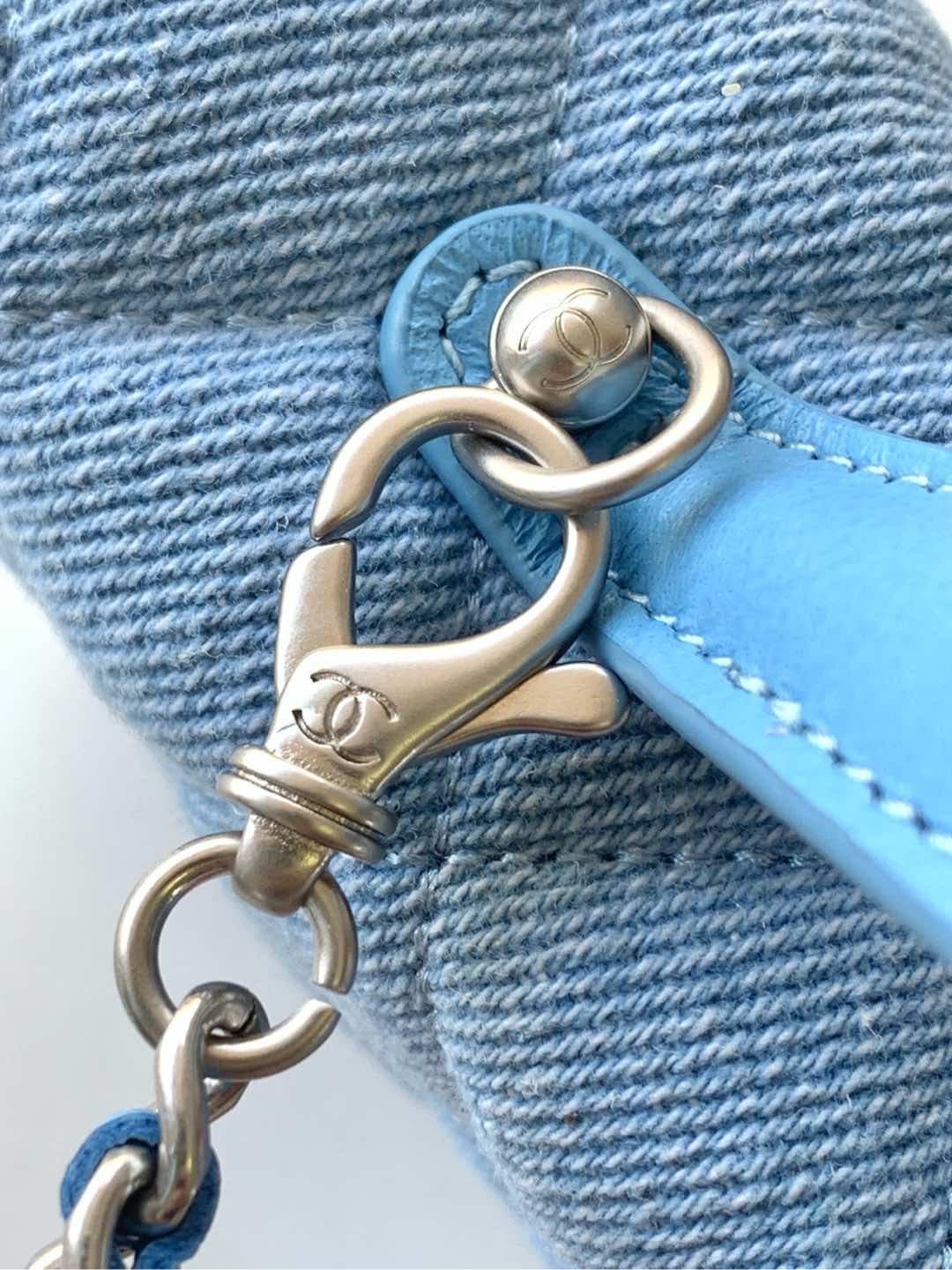 Chanel VANITY WITH CHAIN AP4407 Denim & Anti Silver-Tone Metal Blue High