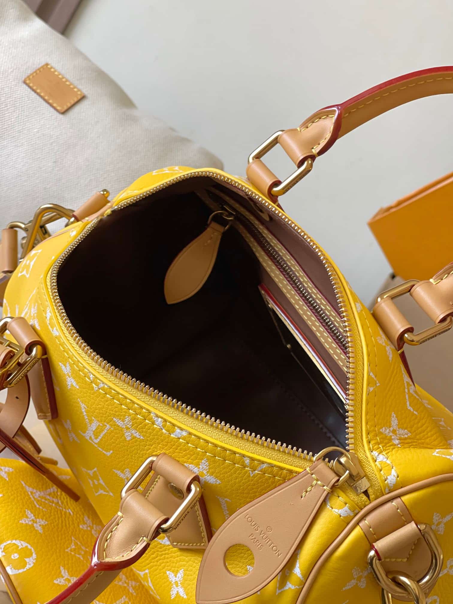 Louis Vuitton Speedy P9 Bandoulière 25 Soft calfskin Monogram Leather M24426 Yellow TOP