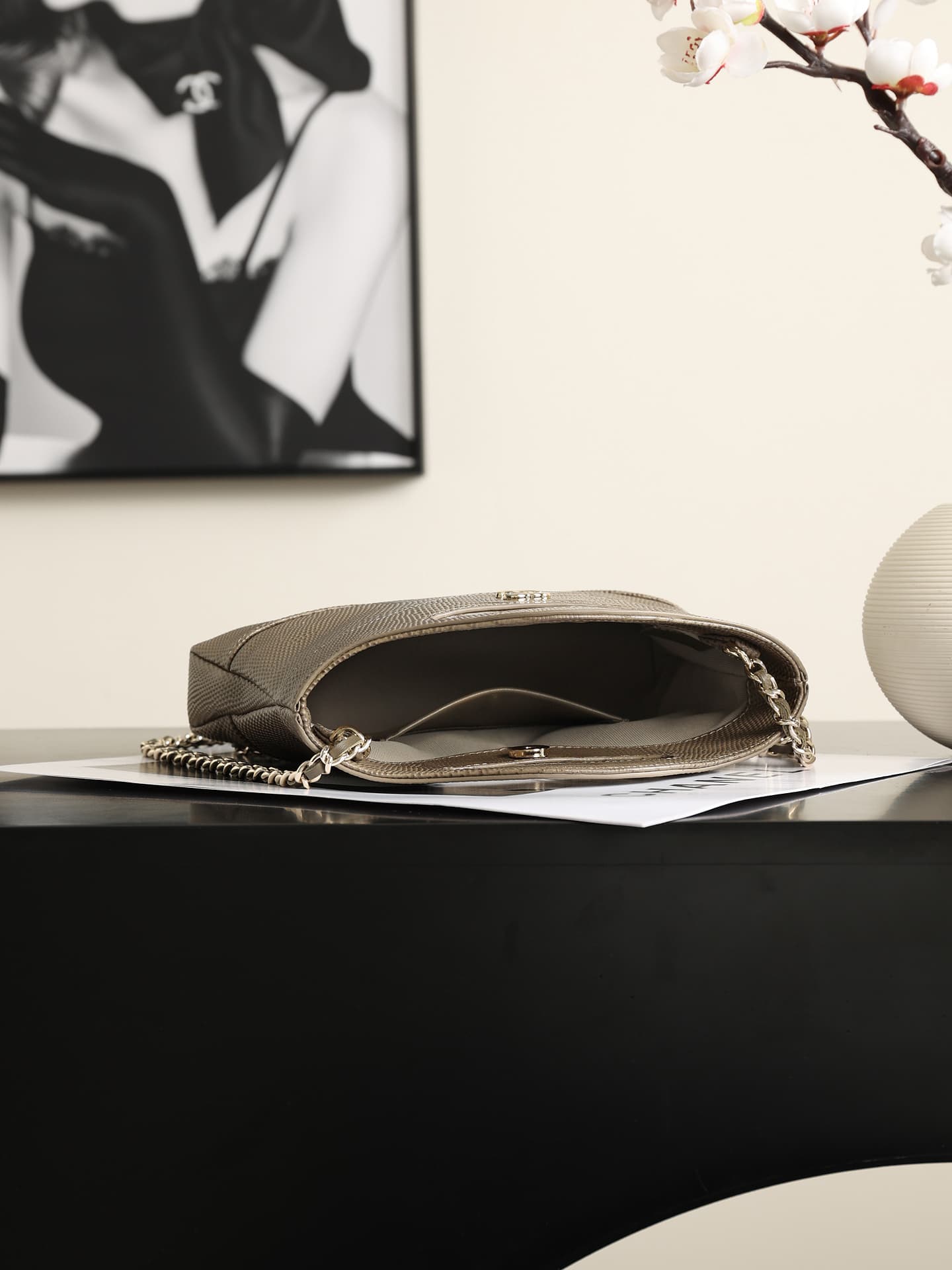 Chanel 31 Mini BAG Lizard-embossed Calfskin& Gold-Tone Metal AP3656 Khaki A