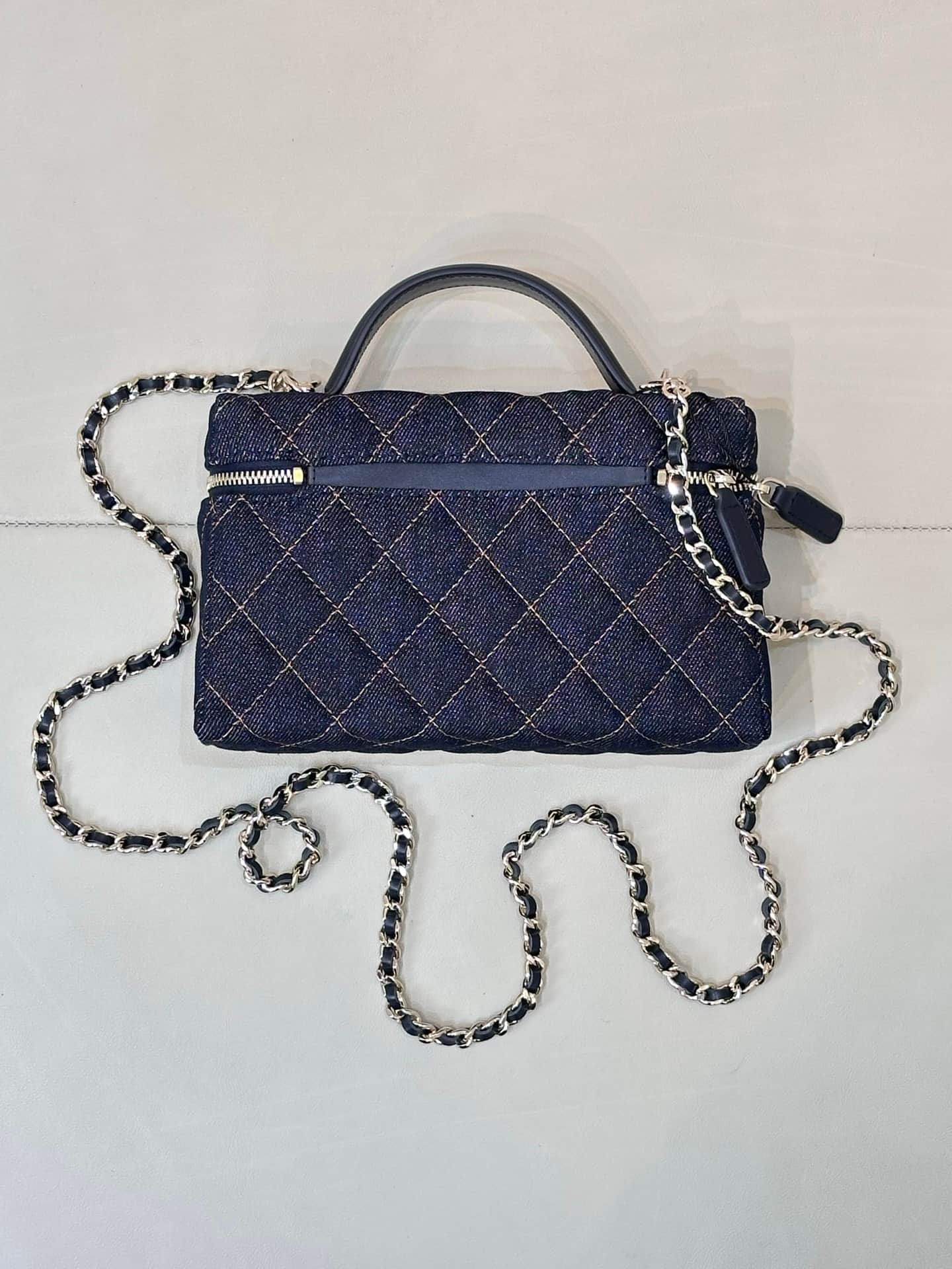 Chanel Classic Vanity with Chain Denim & Gold-Tone Metal Dark Blue AP4385 TOP