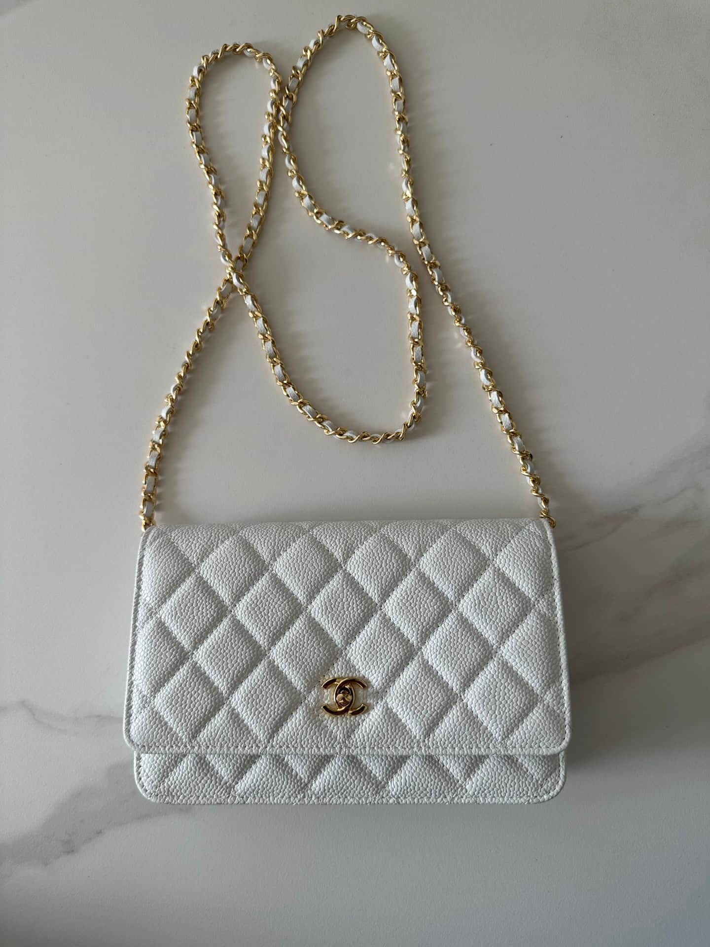 Chanel Classic Wallet on Chain Grained Shiny Calfskin & Gold-Tone Metal AP4241 White High