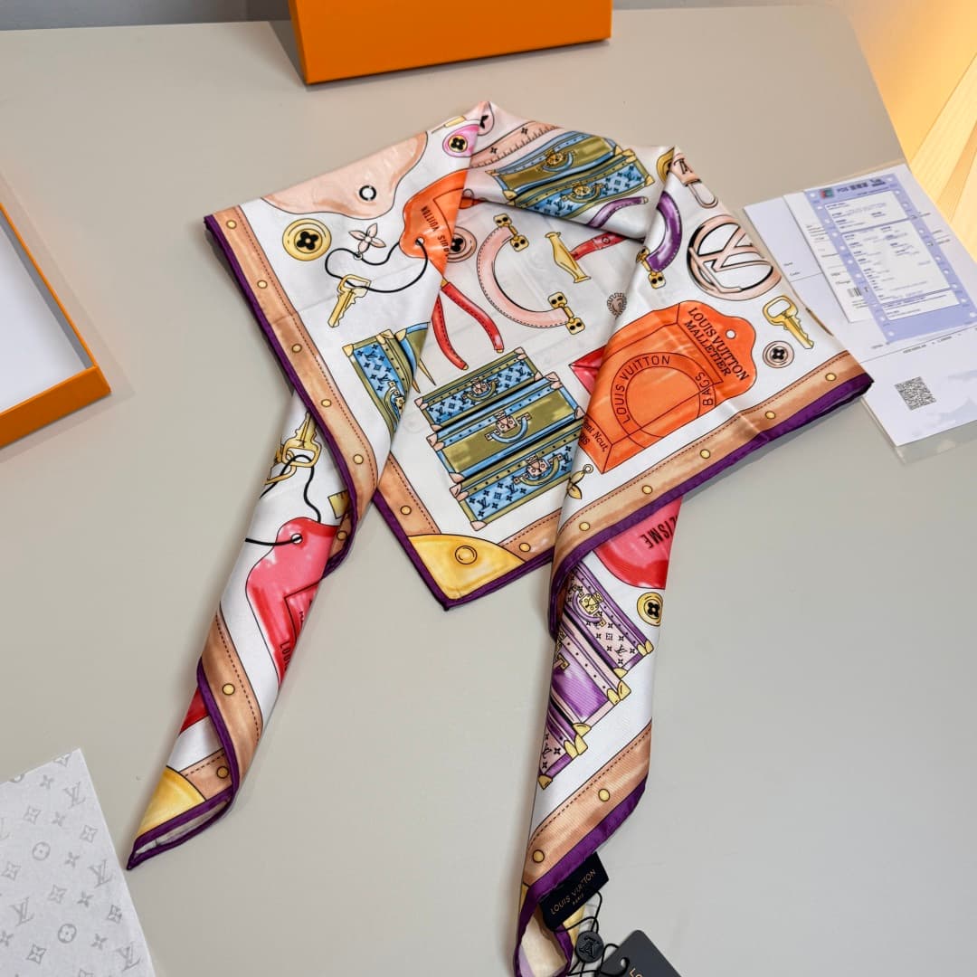 Louis Vuitton Paris En Beaute Square 90