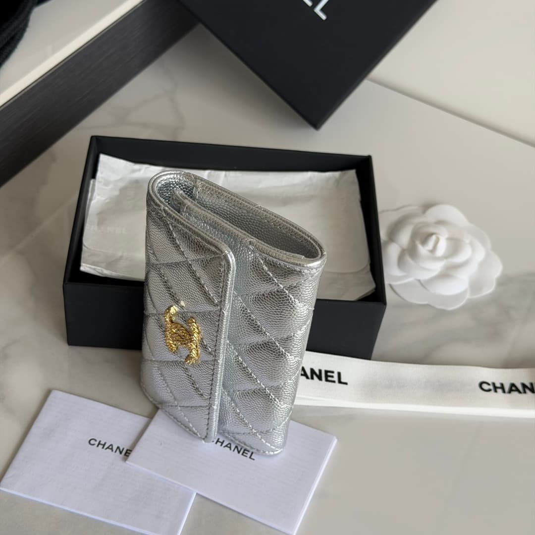 Chanel Card Holder Shiny Grained Calfskin Strass & Gold-Tone Metal AP5079 High