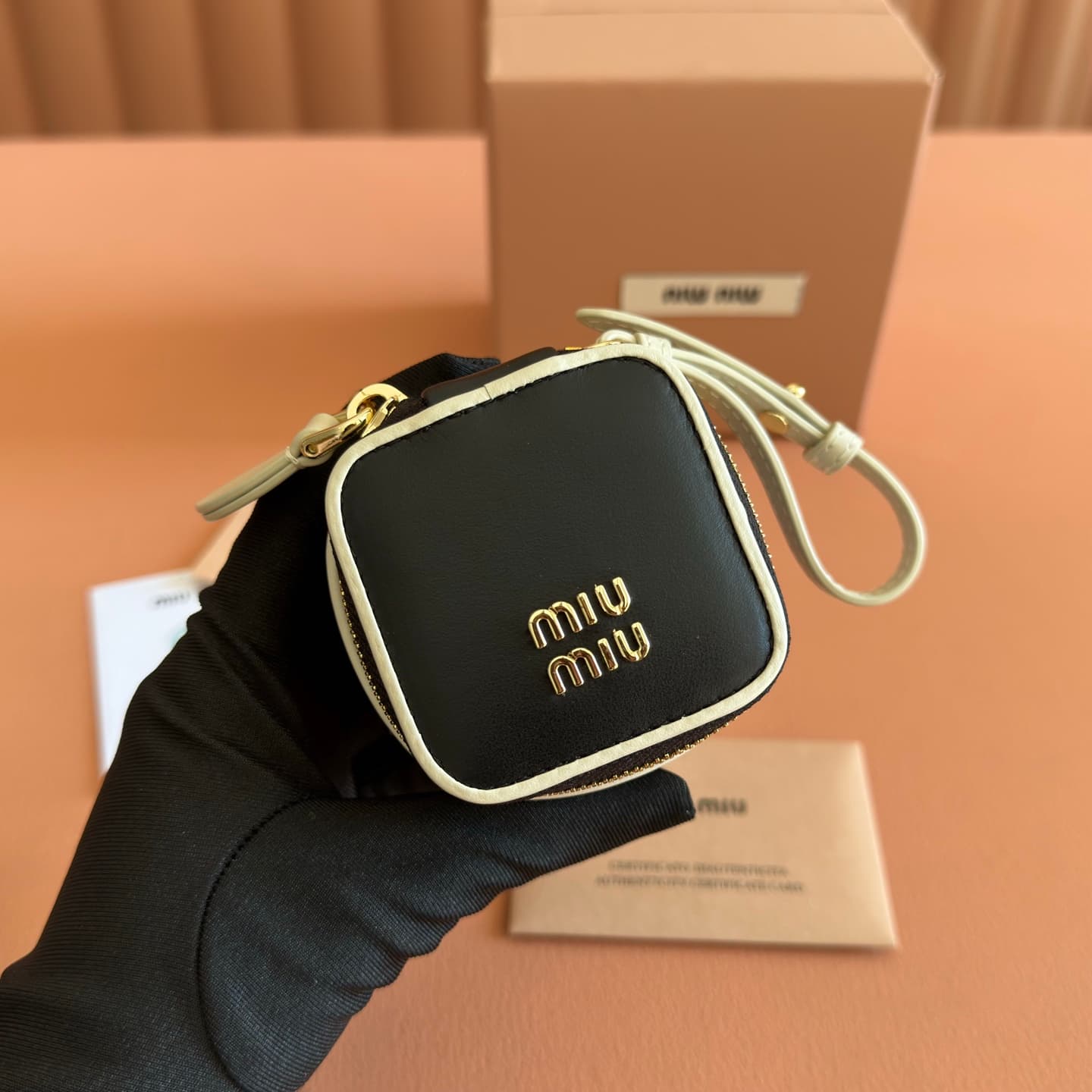 Miu Miu leather keyring pouch 5TL527 Black TOP