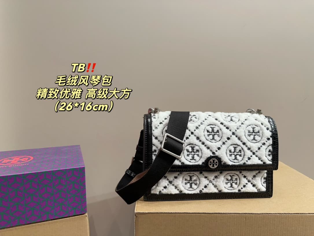 Tory Burch T MONOGRAM Shoulder Bag