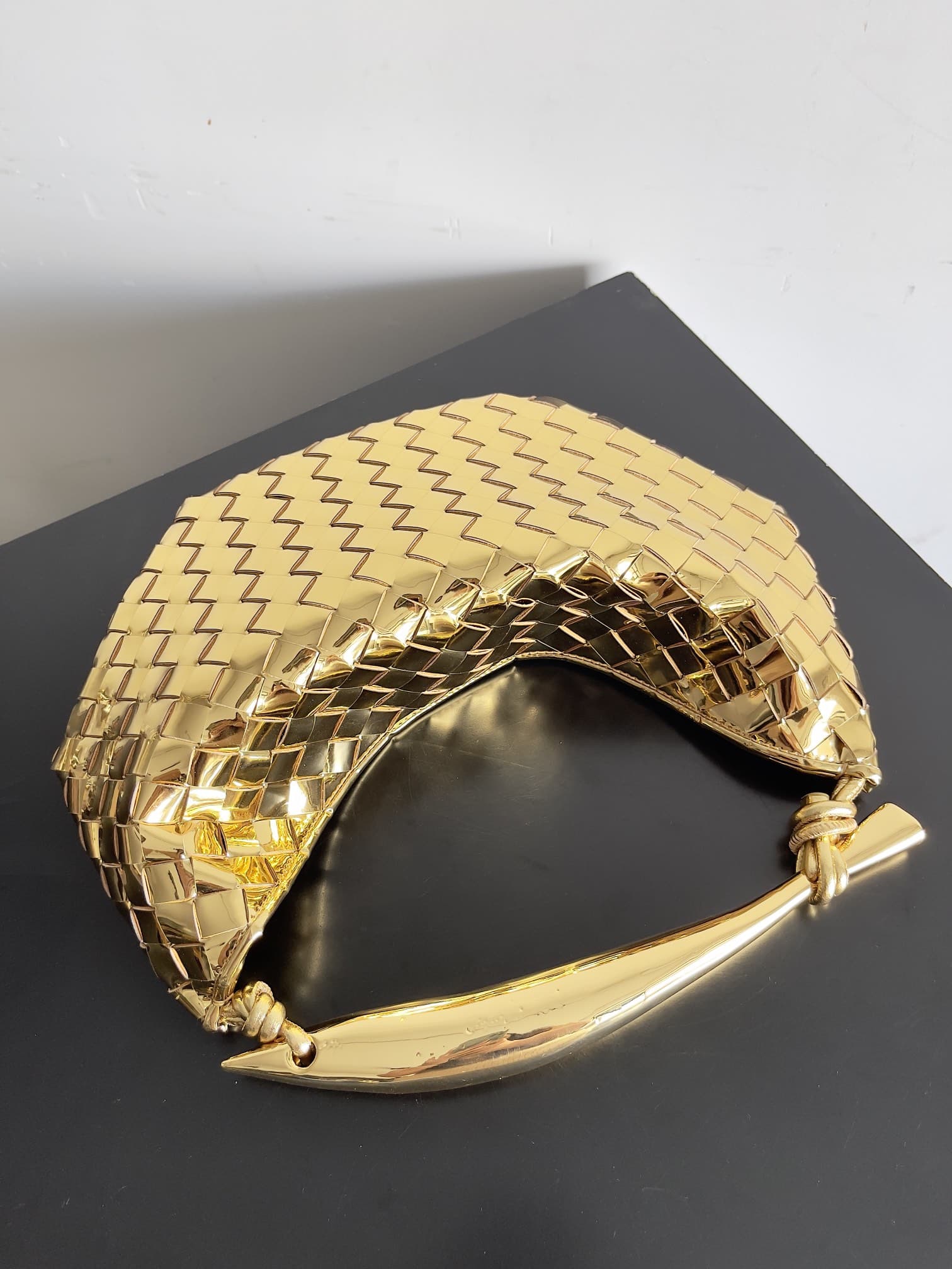 BV Sardine Small Intrecciato Gold TOP