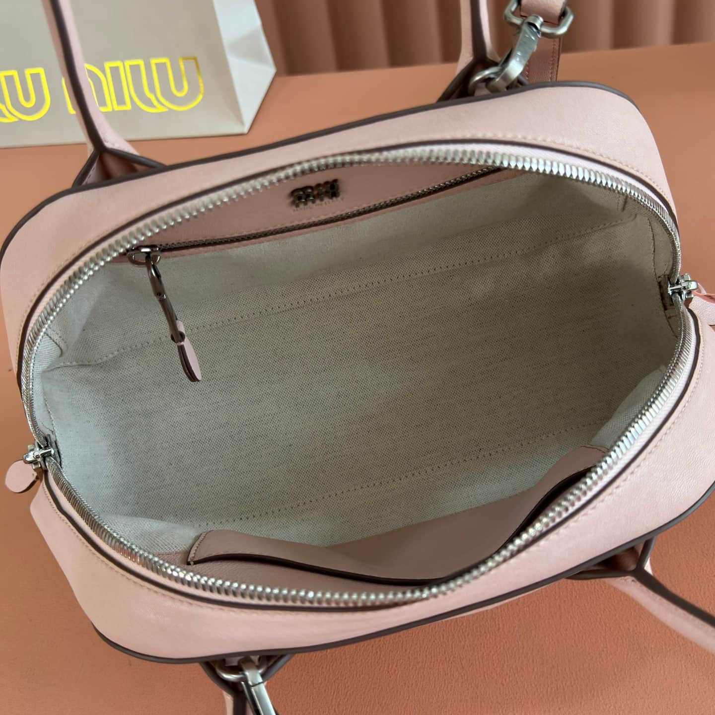 Miu Miu Vivant nappa leather bag Power Pink 5bb199 TOP
