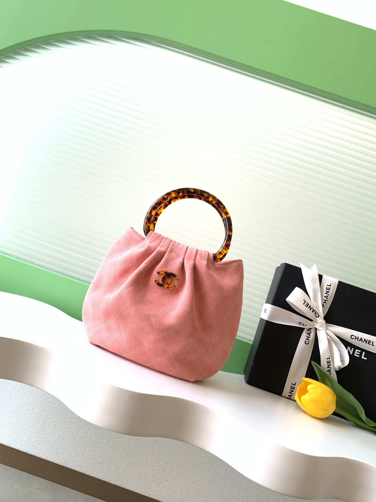 Chanel Small Hobo Bag Suede Calfskin Turtoise-Shell Effect Plexi & Gold-Tone Metal Pink AS6022 High
