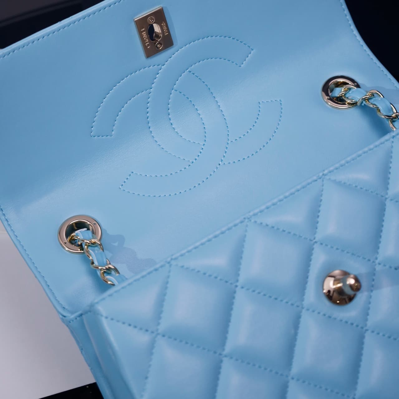 SMALL FLAP BAG WITH TOP HANDLE Lambskin Gold Metal Sky Blue A