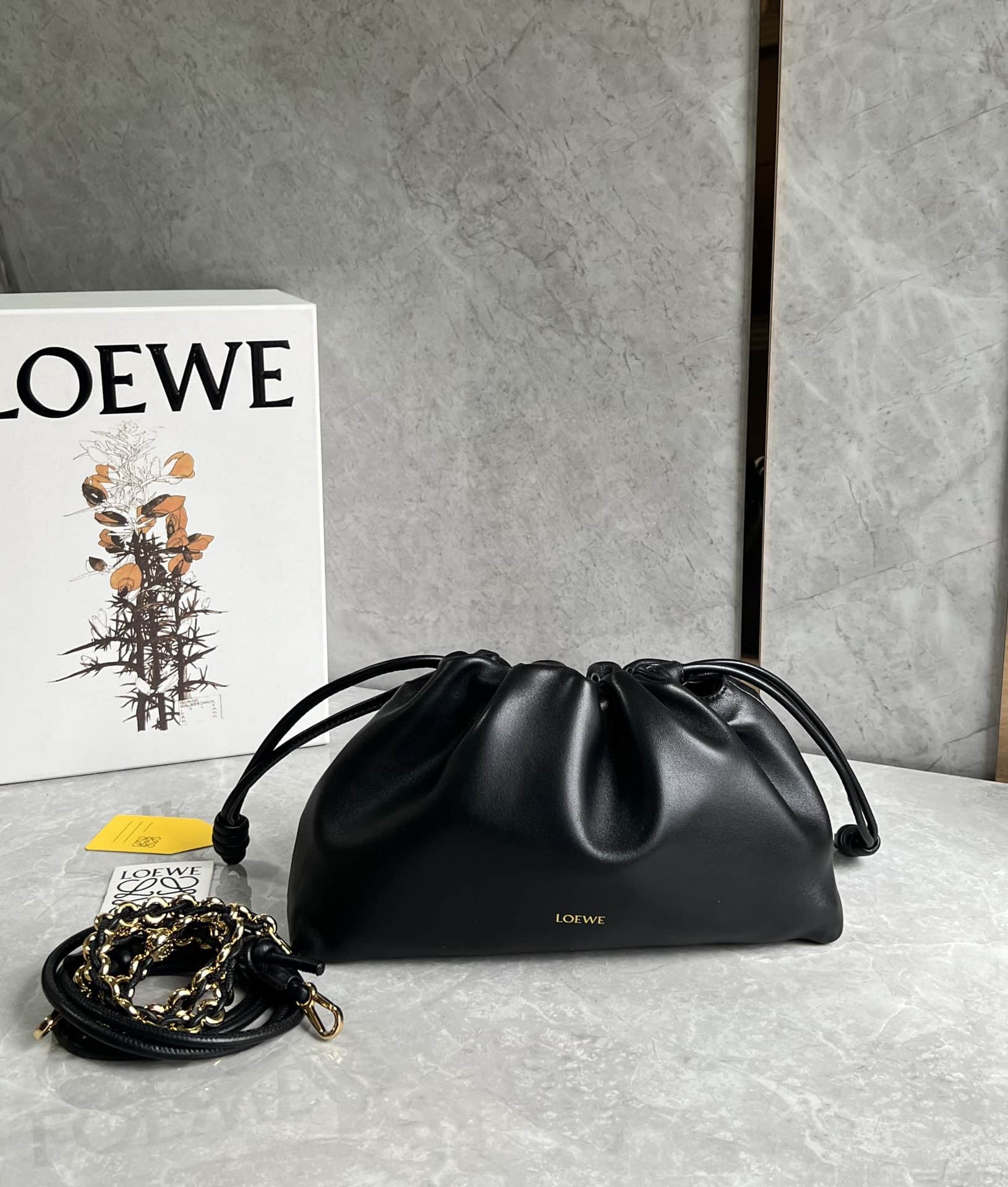 Flamenco purse Medium in mellow nappa lambskin High