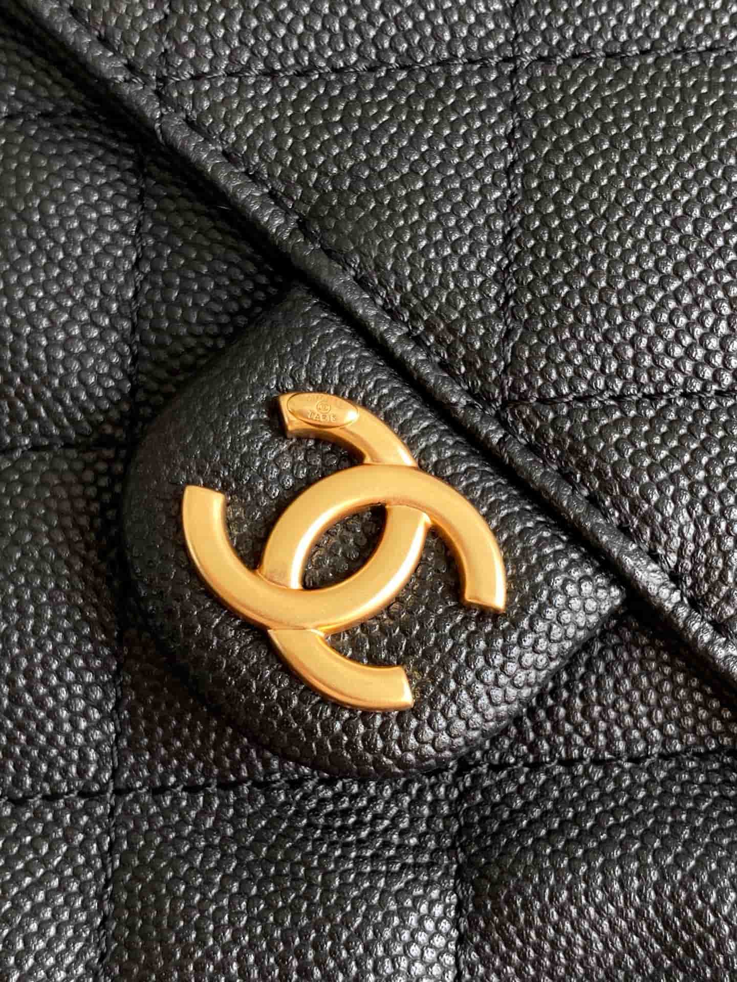 Chanel 25 Medium Hobo Medium handbag AS5311 Grained Calfskin & Gold-tone Metal Black A