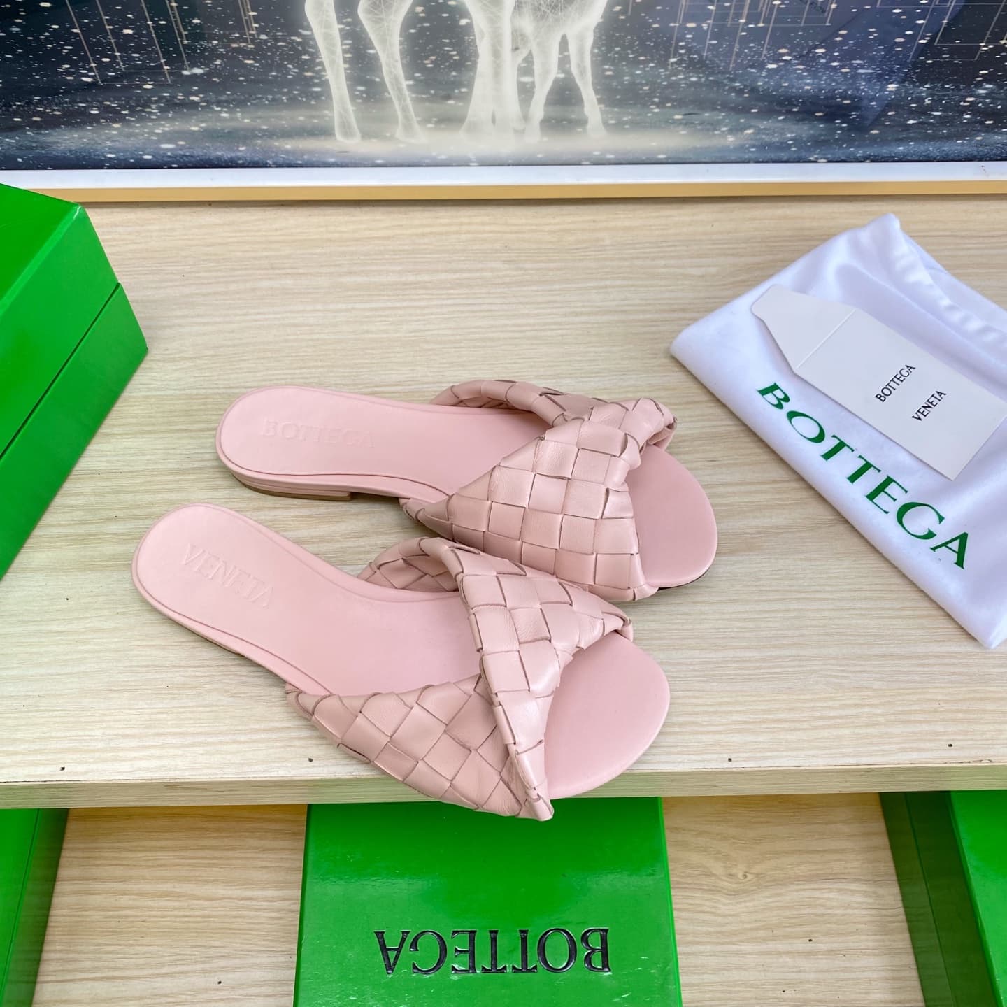 Bottega Veneta Blink Woven Napa Leather Flat Sandal shoes Low Women