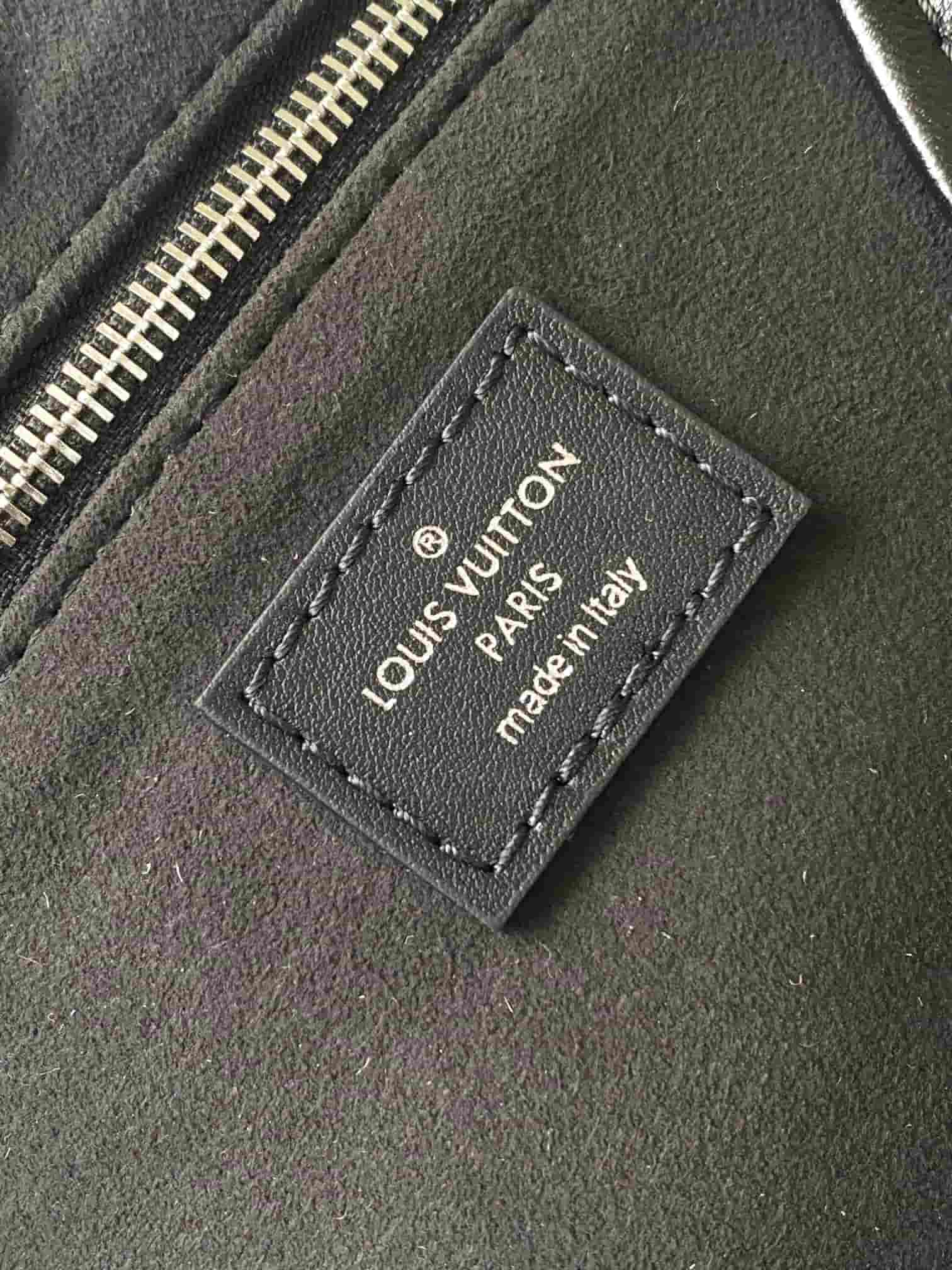 Louis Vuitton CarryAll Cargo Vibe PM Black Lambskin M24861 TOP