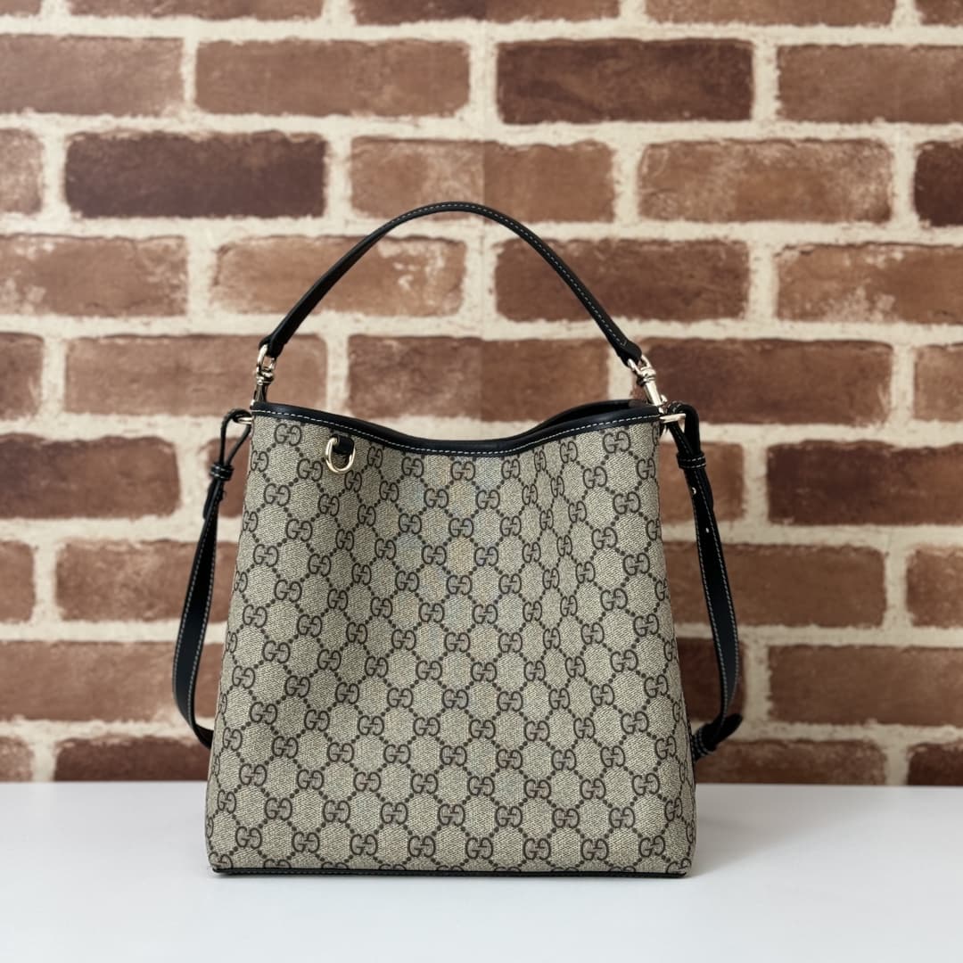 Gucci GG Emblem medium bucket bag 815103 High