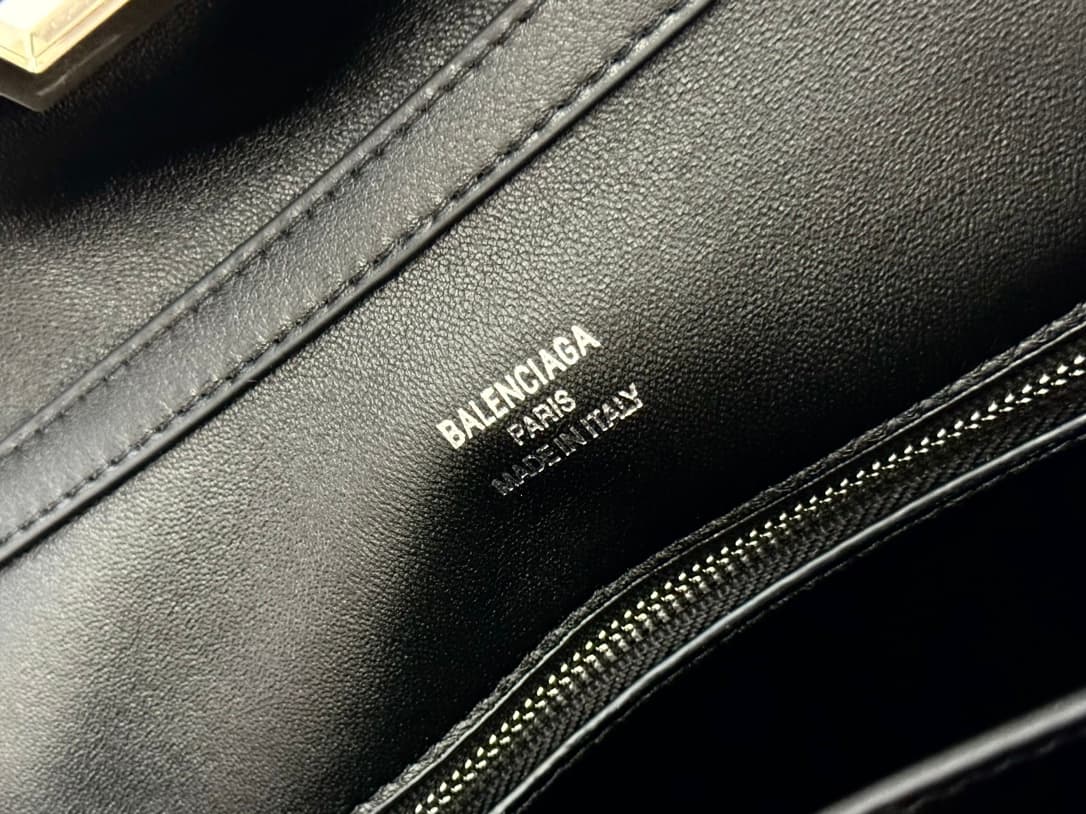 Balenciaga Rodeo Small Bag in Black Leather With Silver-Tone Metal TOP