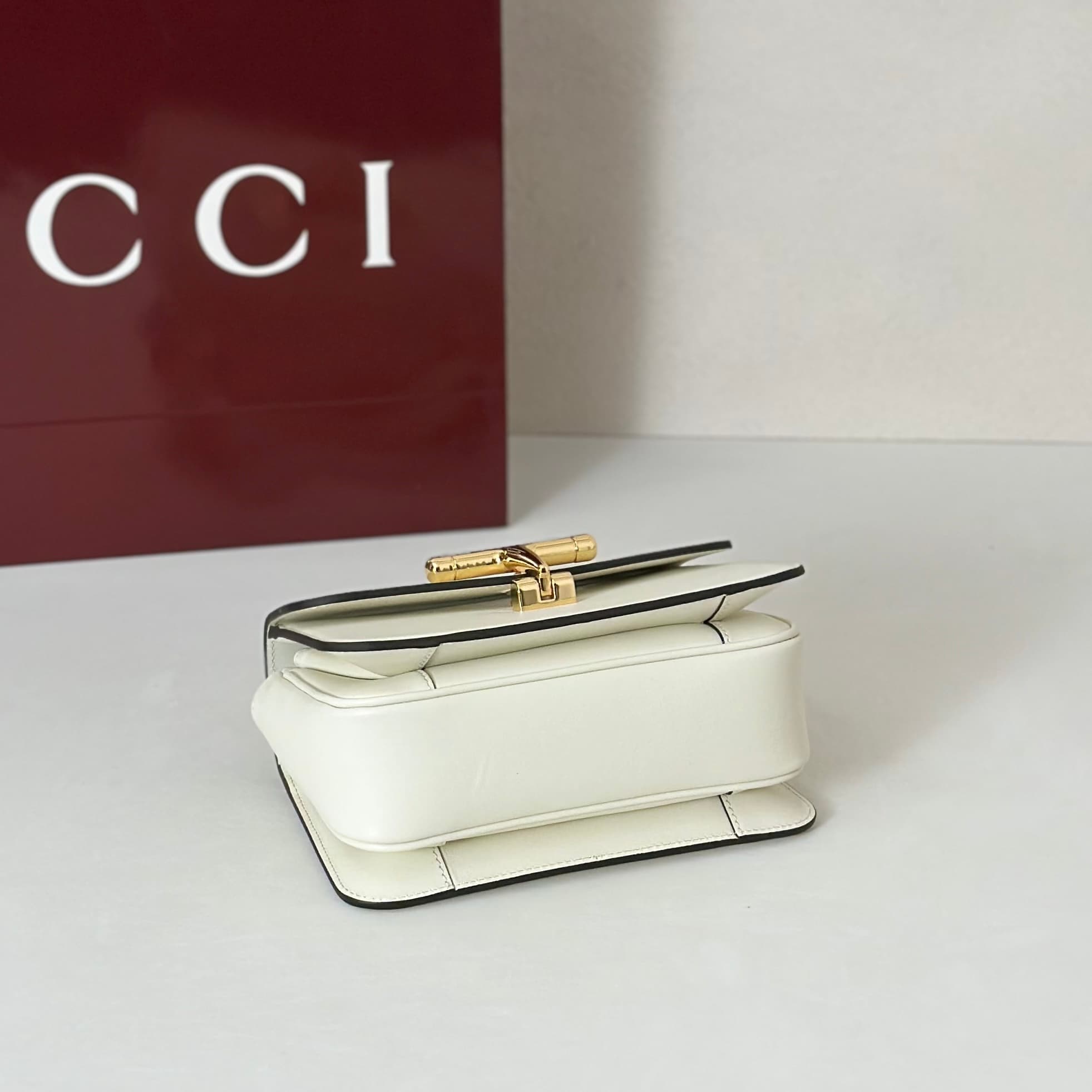 Gucci Siena small top handle bag 855536 White High