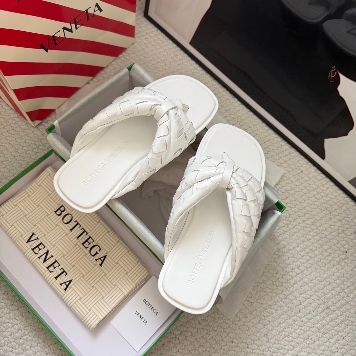 Bottega Veneta Salsa Flat Thong Sandals Women Men