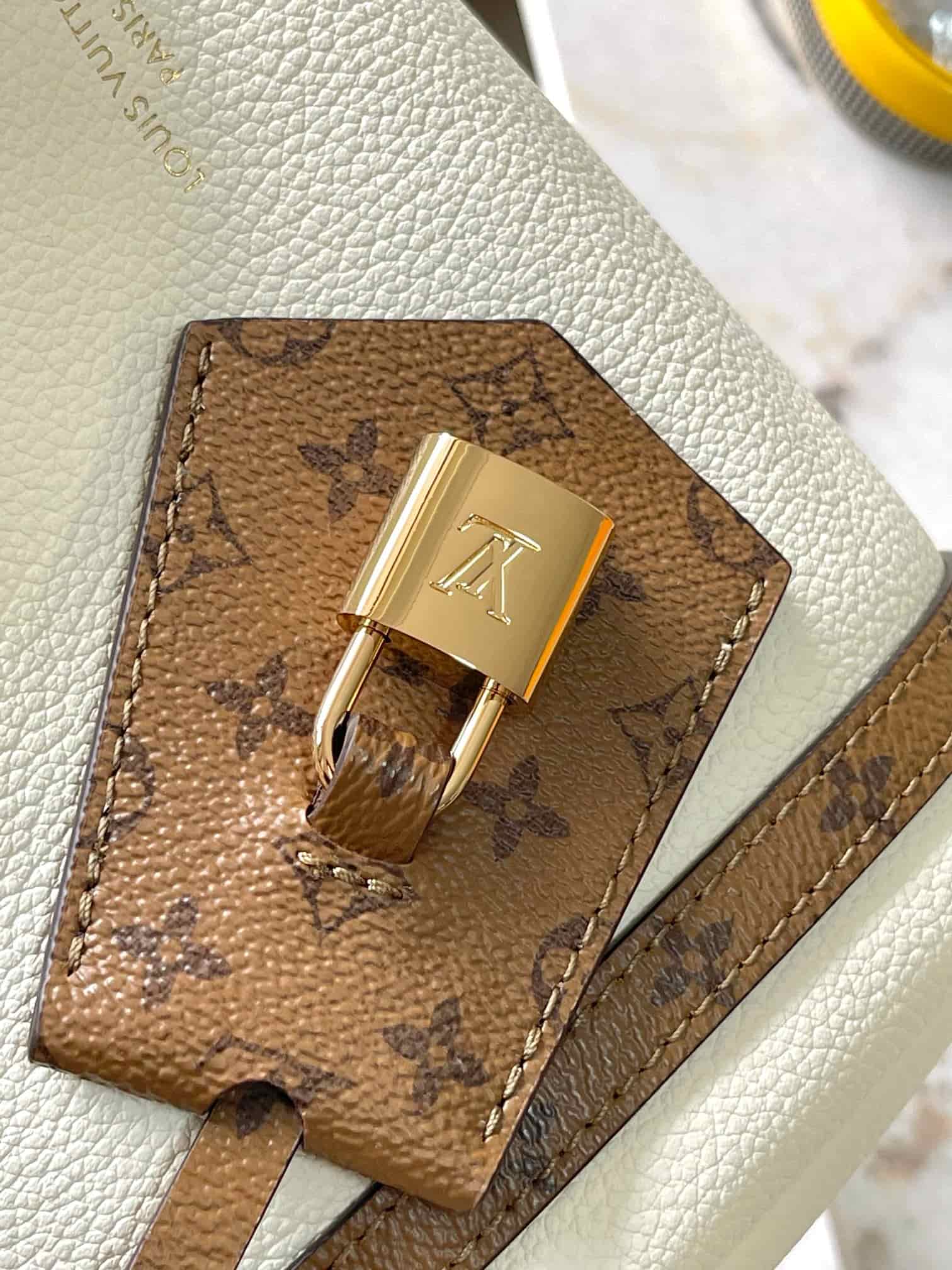 Louis Vuitton Express PM Vanilla/Monogram reverse Calfskin leather M29392 TOP