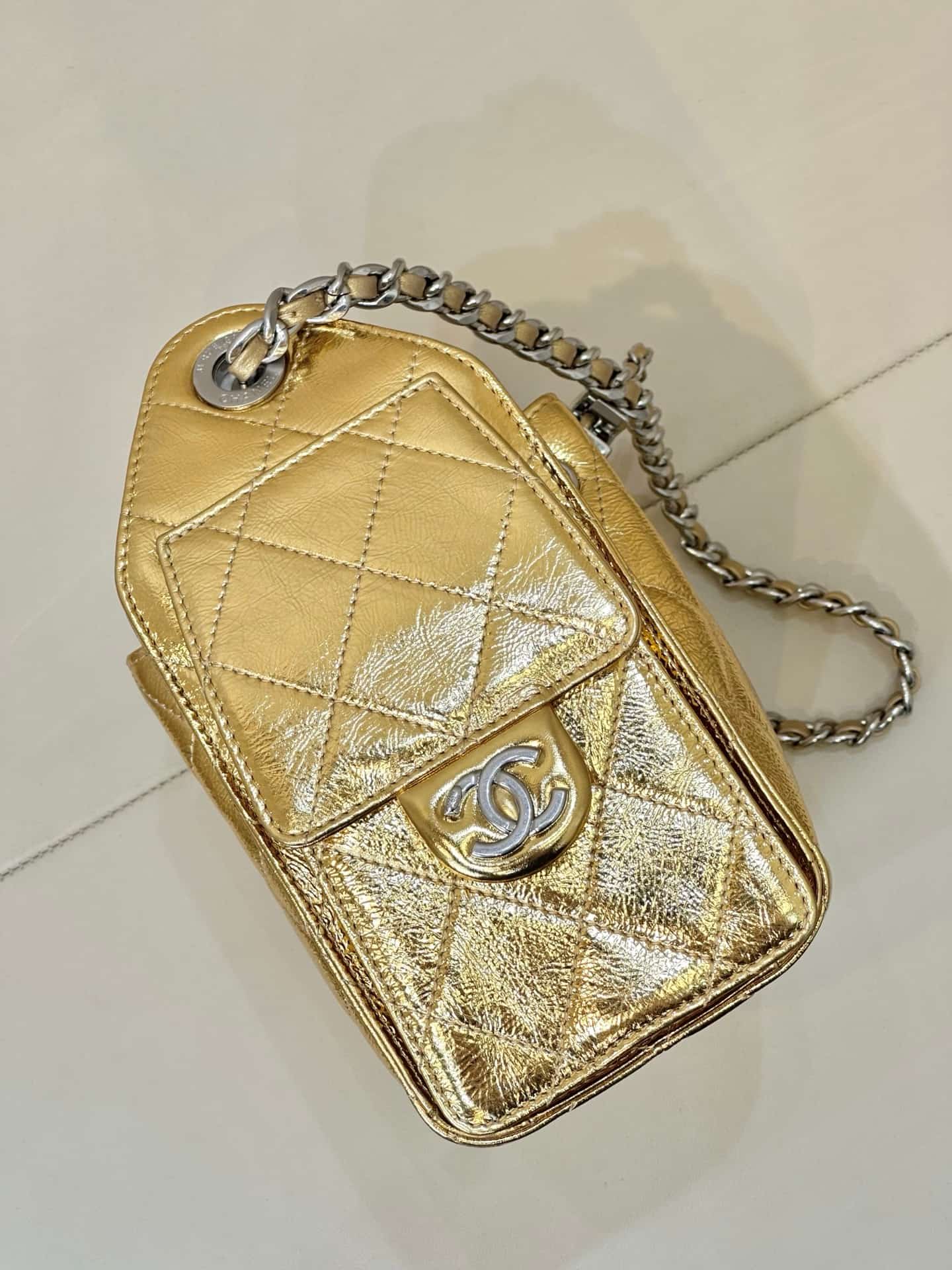 Chanel 25 Mini Hobo handbag AS5631 Metallic Calfskin & Gold-Tone Metal Silver TOP