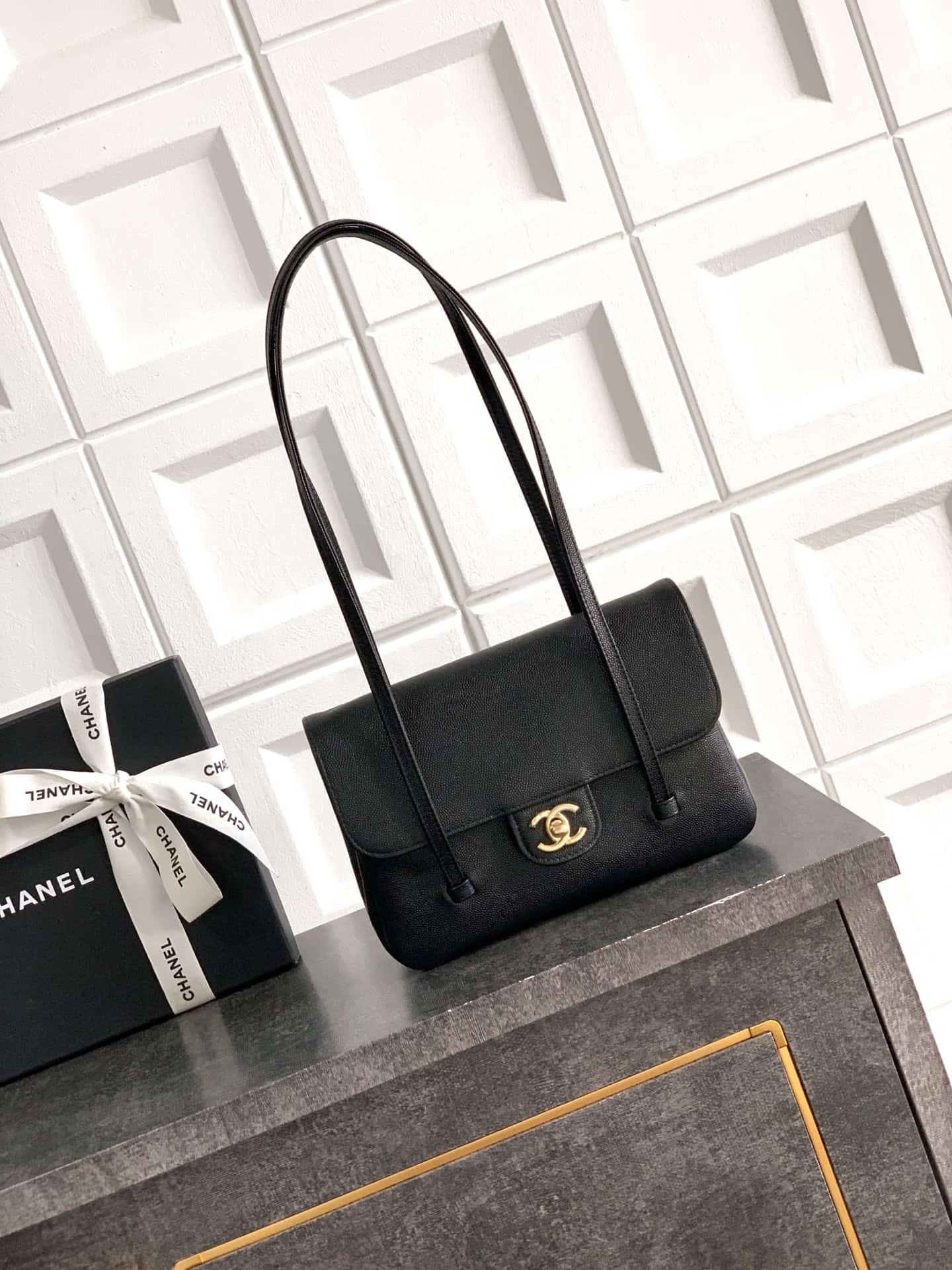 Chanel Clutch with Leather Strap Grained Shiny Calfskin & Gold-Tone Metal Black 5809 High