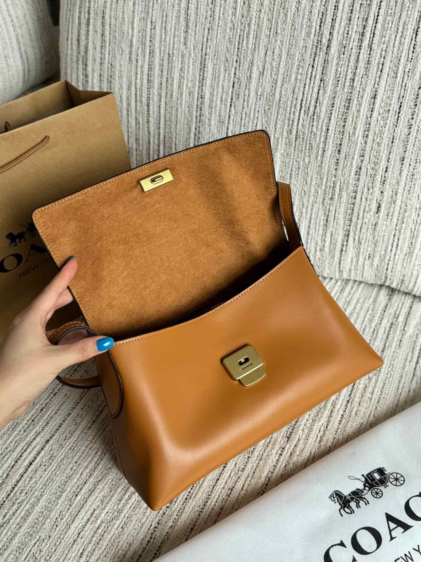 Coach Chelsea Shoulder Bag Smooth Grain Leather Caramel High