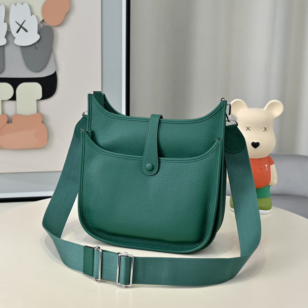 Hermes Evelyne III PM Bag Clemence Leather In Deep Green High