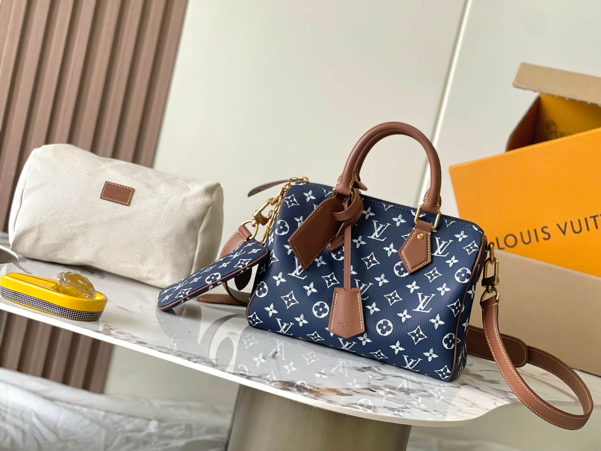 Louis Vuitton Speedy P9 Bandoulière 25 Calf leather M15278 Indigo Blue TOP