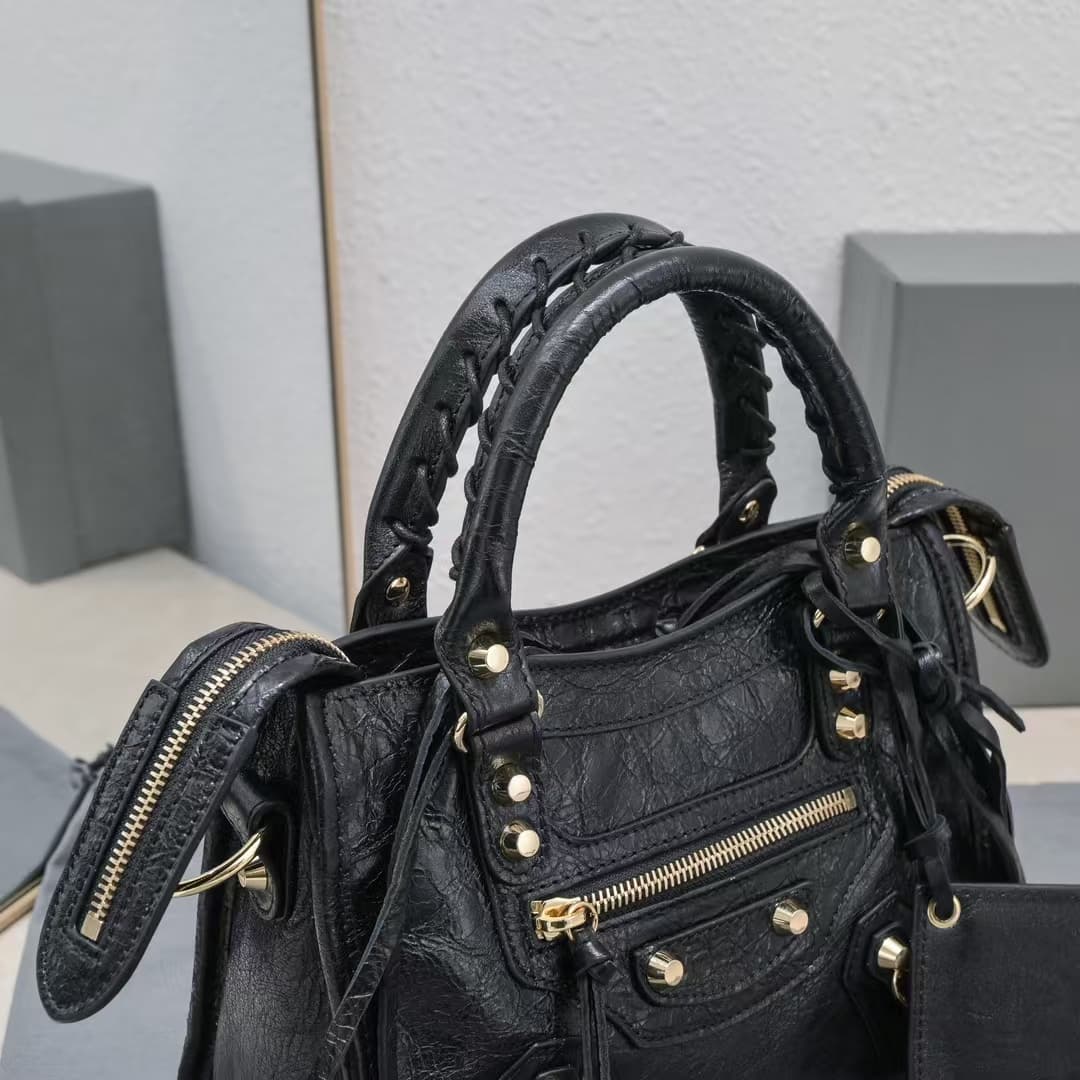WOMEN'S LE CITY Small BAG Gold Metal Black High