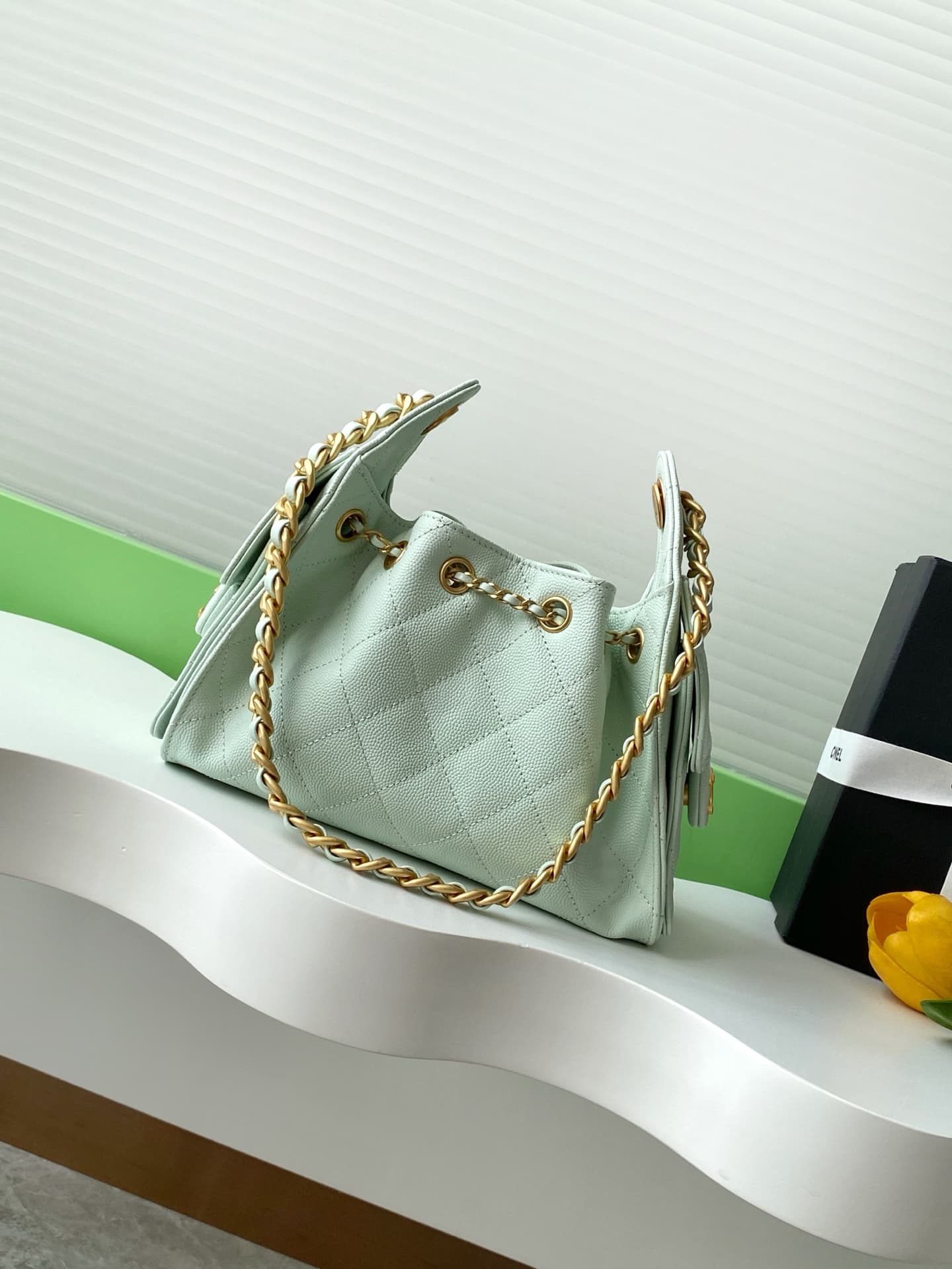 Chanel 25 Mini Hobo handbag AS5631 Grained calfskin & gold-tone metal Green A