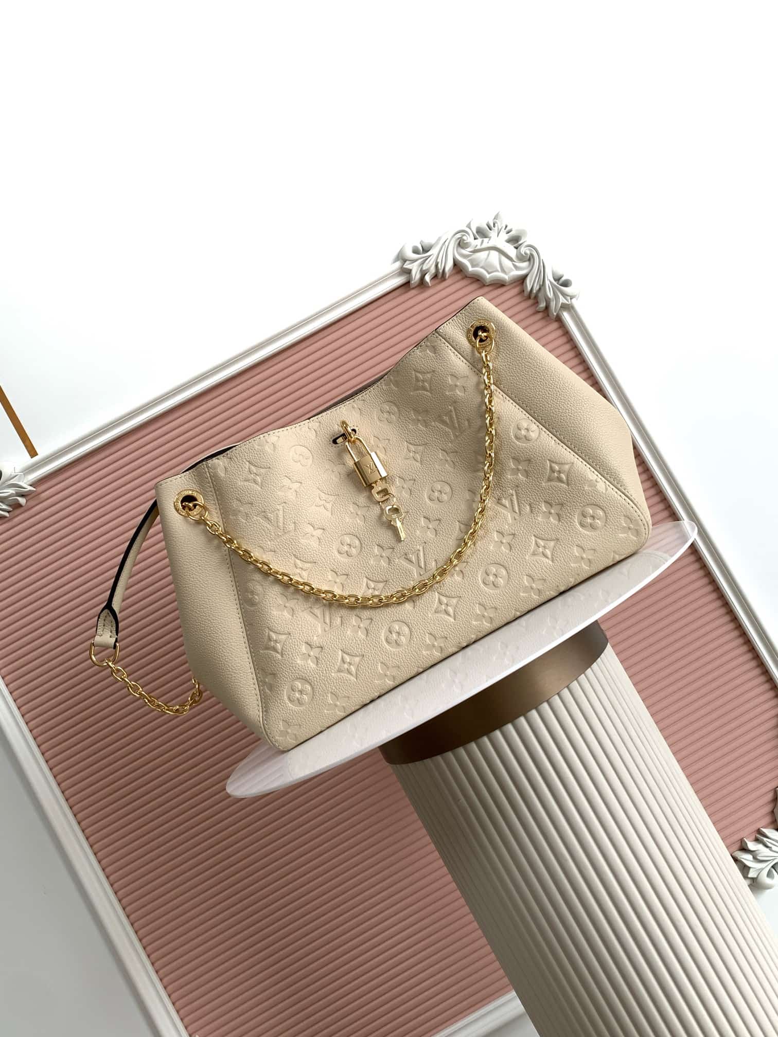 Louis Vuitton Anytime PM Beige Cowhide leather M14414 High