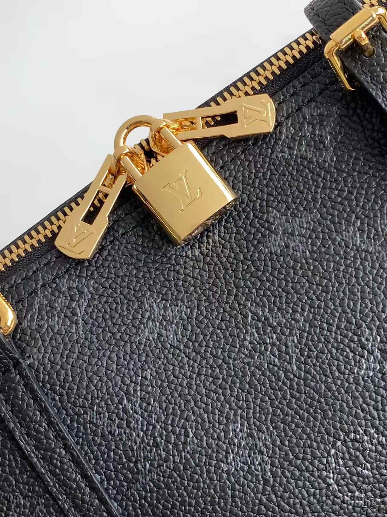 Louis Vuitton Squire East-West Boldly Black Calfskin leather M3A167 High