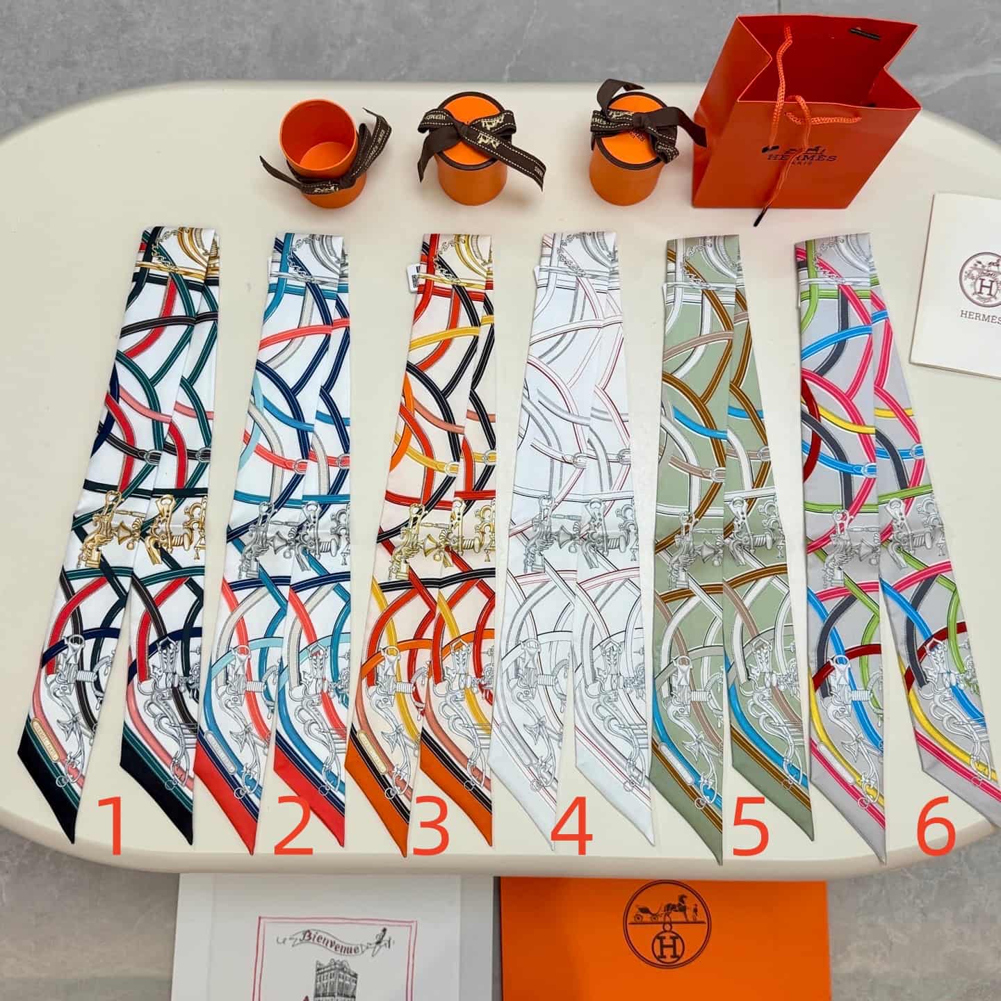 Hermes Harnais Legendaire Twilly scarf