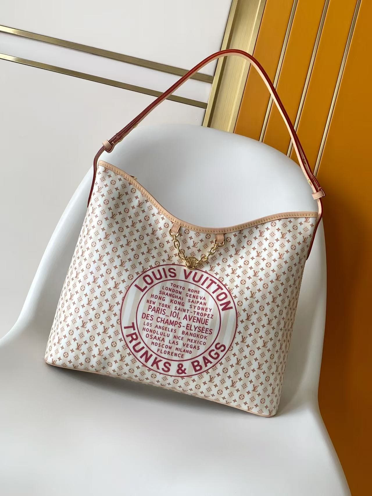 Louis Vuitton Lineup MM Nude Rose Coated canvas M29141 High