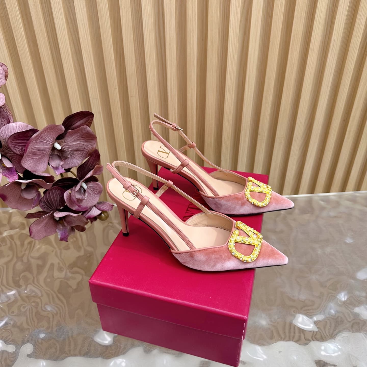 Valentino Vlogo Signature Slingback Pump Shoes 8 cm