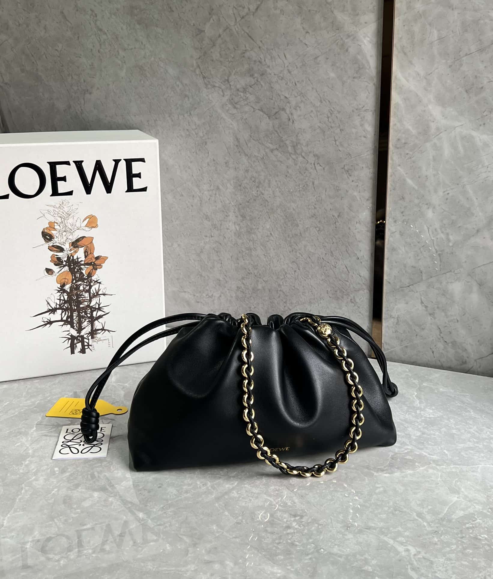 Flamenco purse Medium in mellow nappa lambskin High