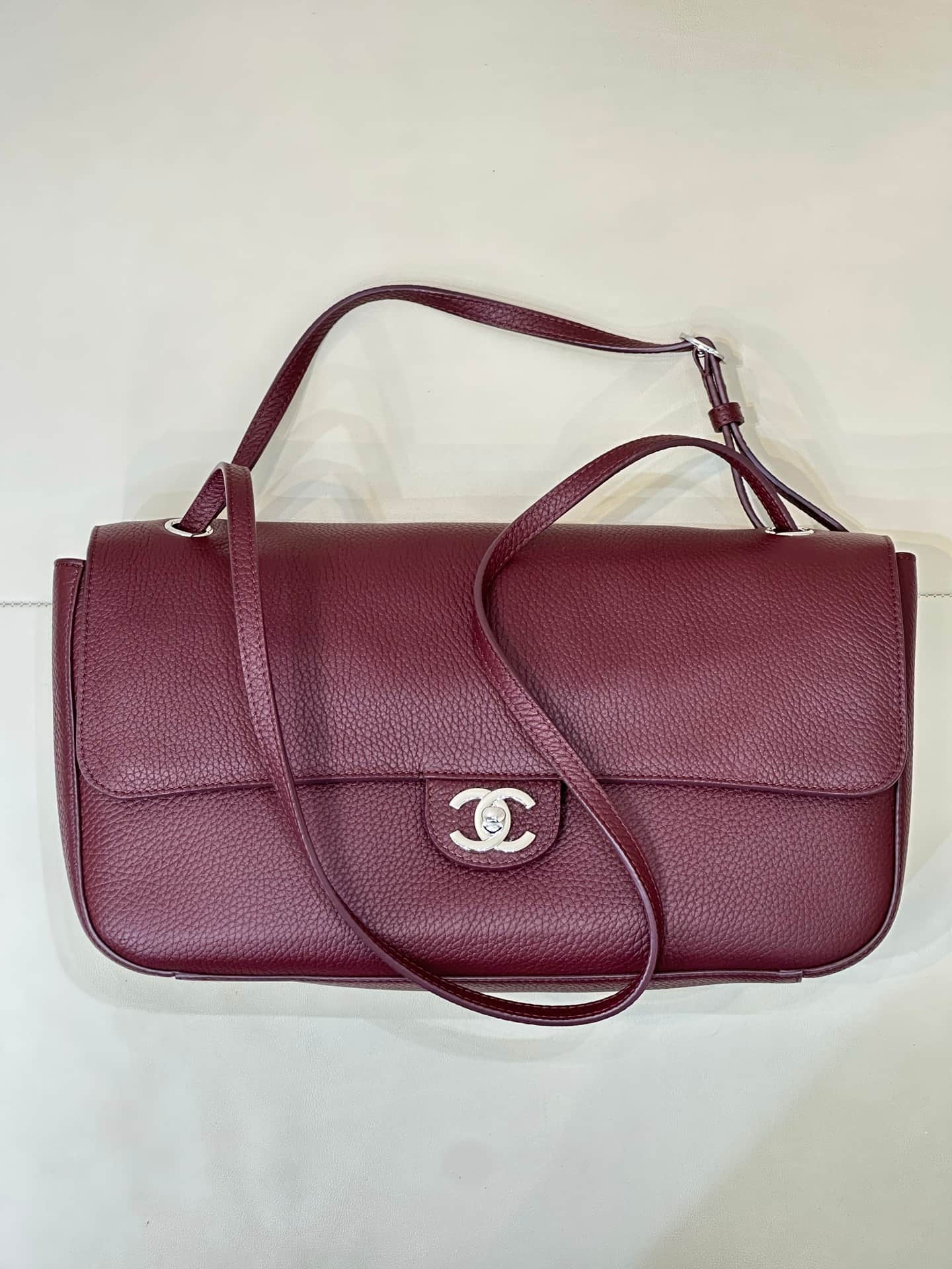 Chanel Maxi Flapbag Grained Calfskin & Silver-Tone Metal Claret AS6231 TOP