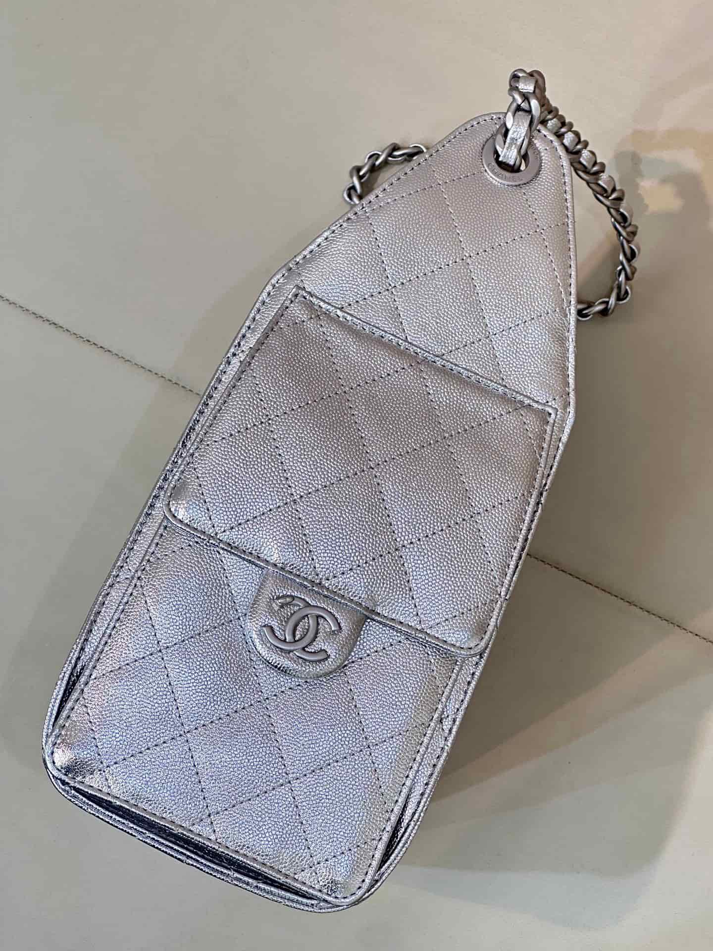 Chanel 25 Small Hobo handbag AS5293 Grained Calfskin & Silver-tone Metal Silver TOP