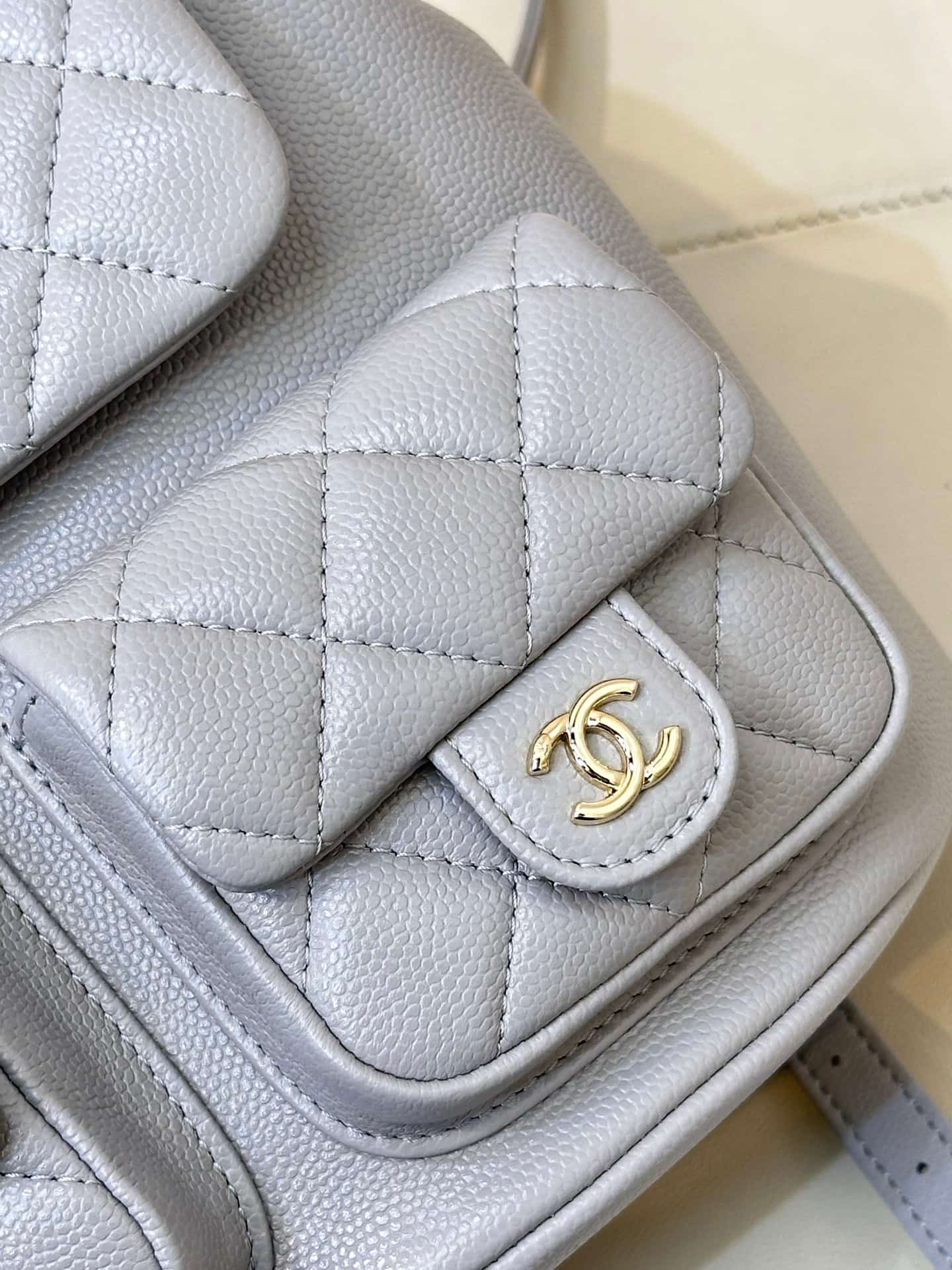 Chanel BACKPACK AS3860 Grained Shiny Calfskin & Gold-Tone Metal Grey TOP