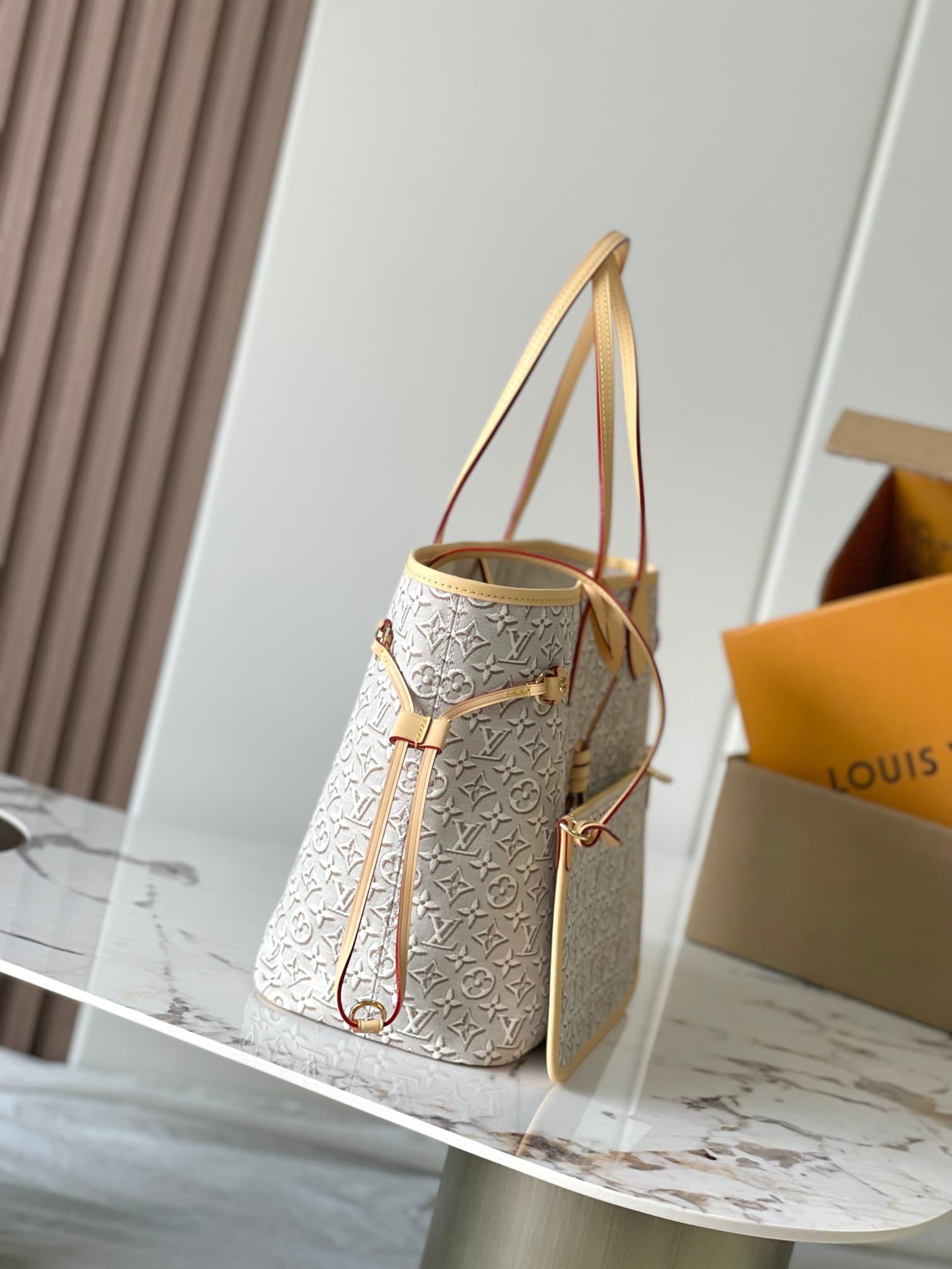 Louis Vuitton Neverfull MM Monogram Emblème Peuplier M2A381 TOP