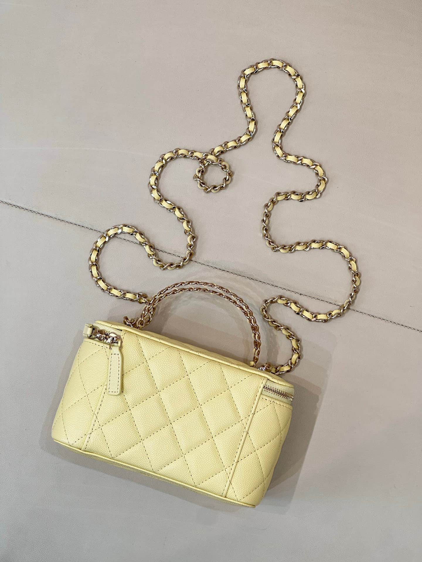 Chanel Classic Top Handle Vanity Case Grained Calfskin& Gold-Tone Metal Yellow AP5182 TOP