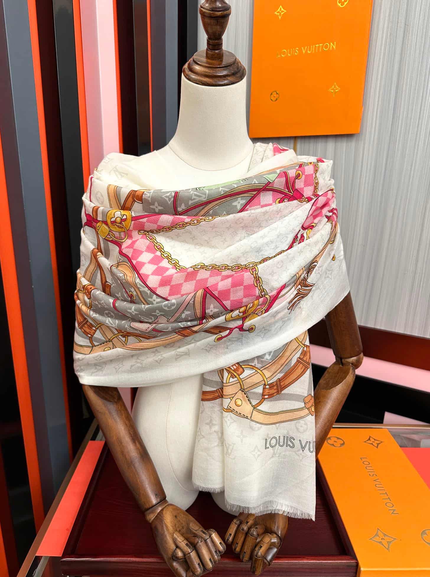 Louis Vuitton Flower And Straps Square
