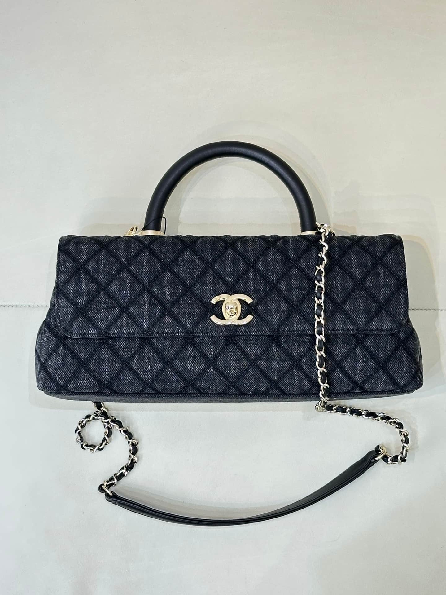 Chanel Maxi Flap Bag with Top Handle Washed Denim& Gold-Tone Metal AS6091 Black TOP