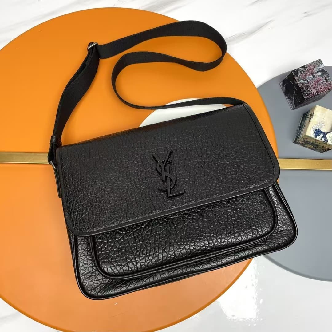 NIKI MESSENGER IN GRAINED LEATHER Black High