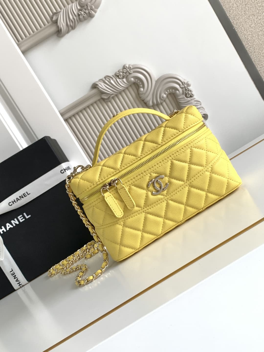 Chanel VANITY WITH CHAIN AP4407 Grained Calfskin & Gold-Tone Metal Yellow High