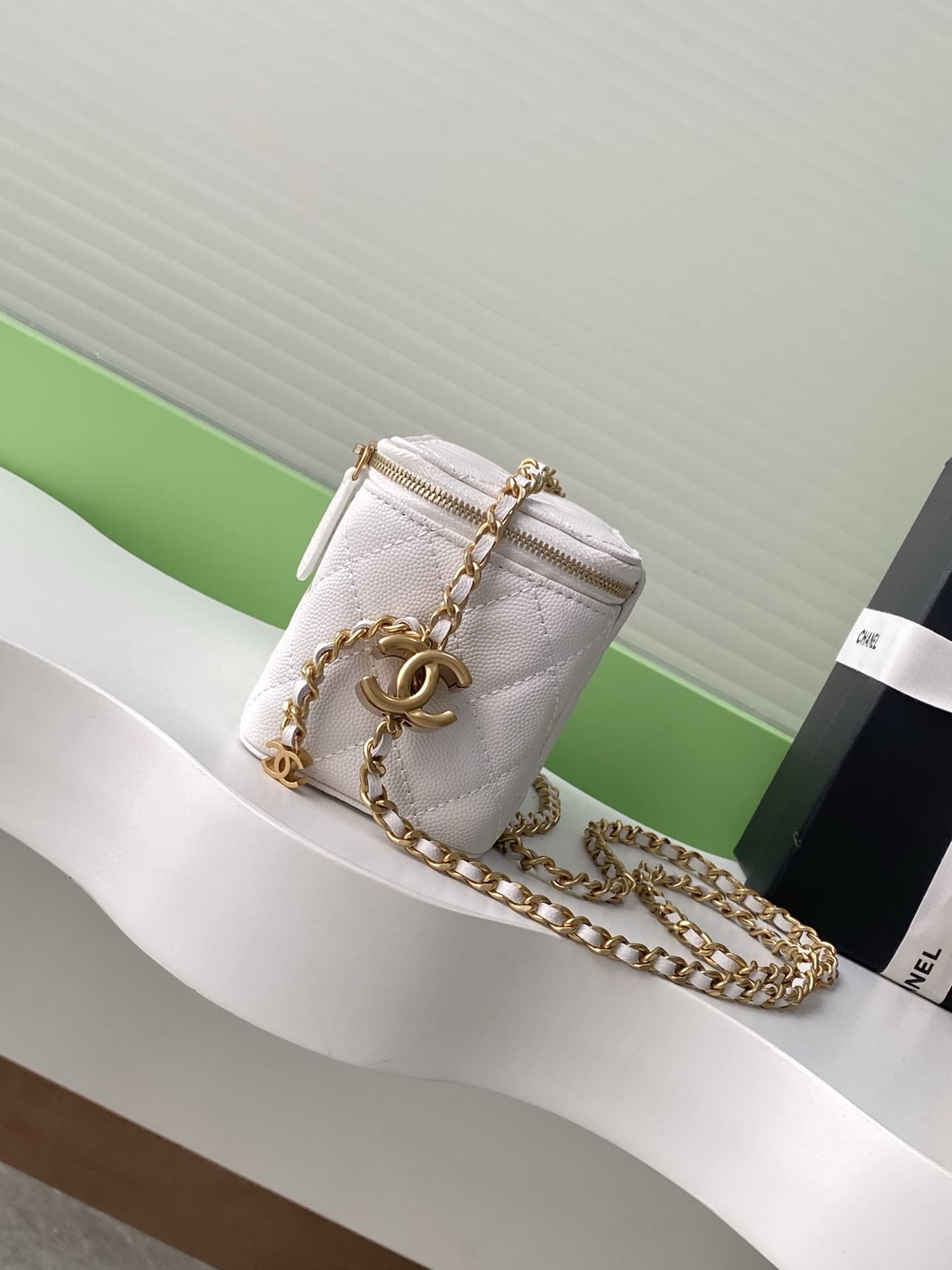 Chanel Vanity with Chain AP3940 Grained Calfskin & Gold Metal White A
