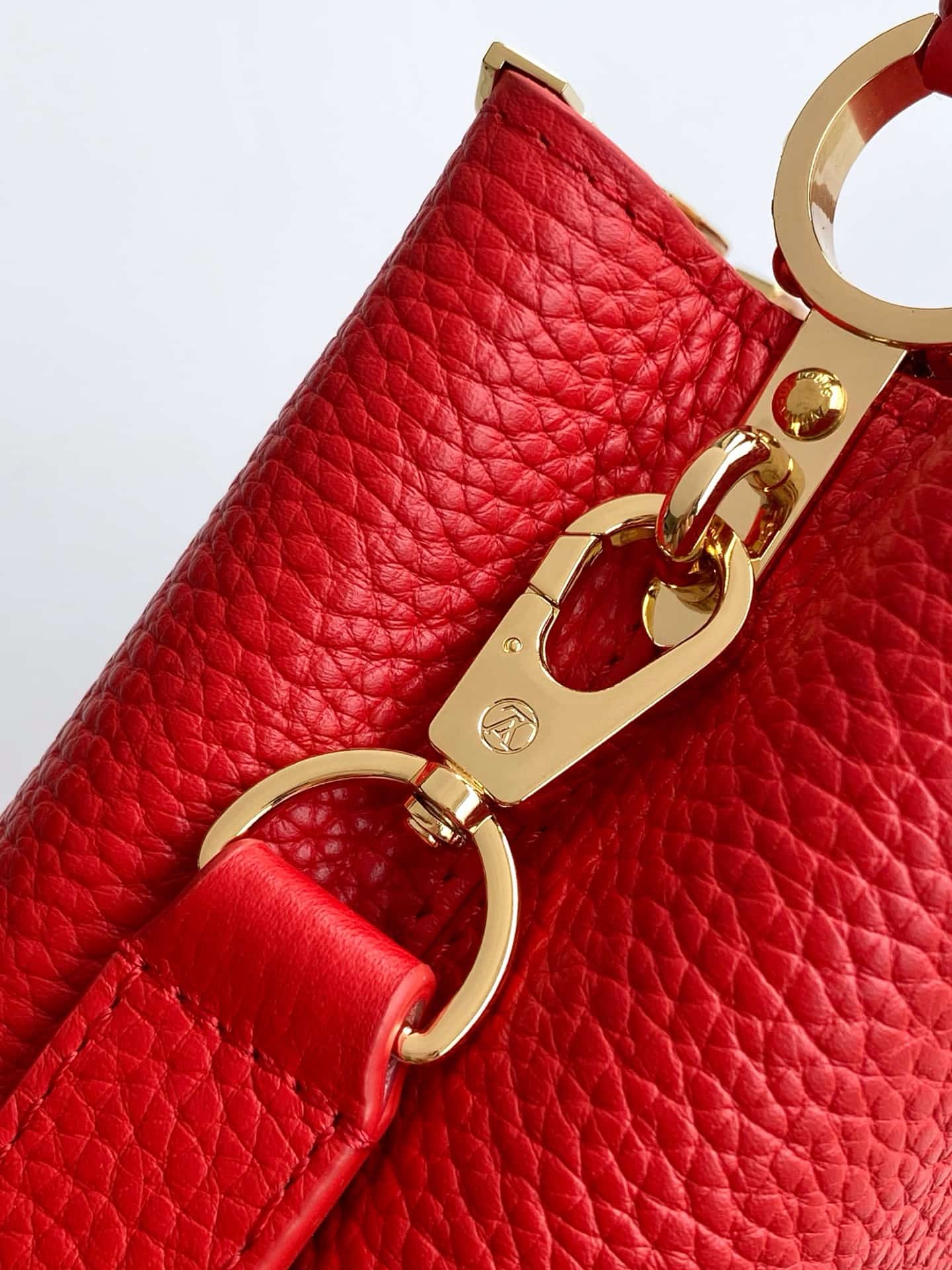 Louis Vuitton Capucines Mini Lipstick Red Taurillon leather M28999 TOP