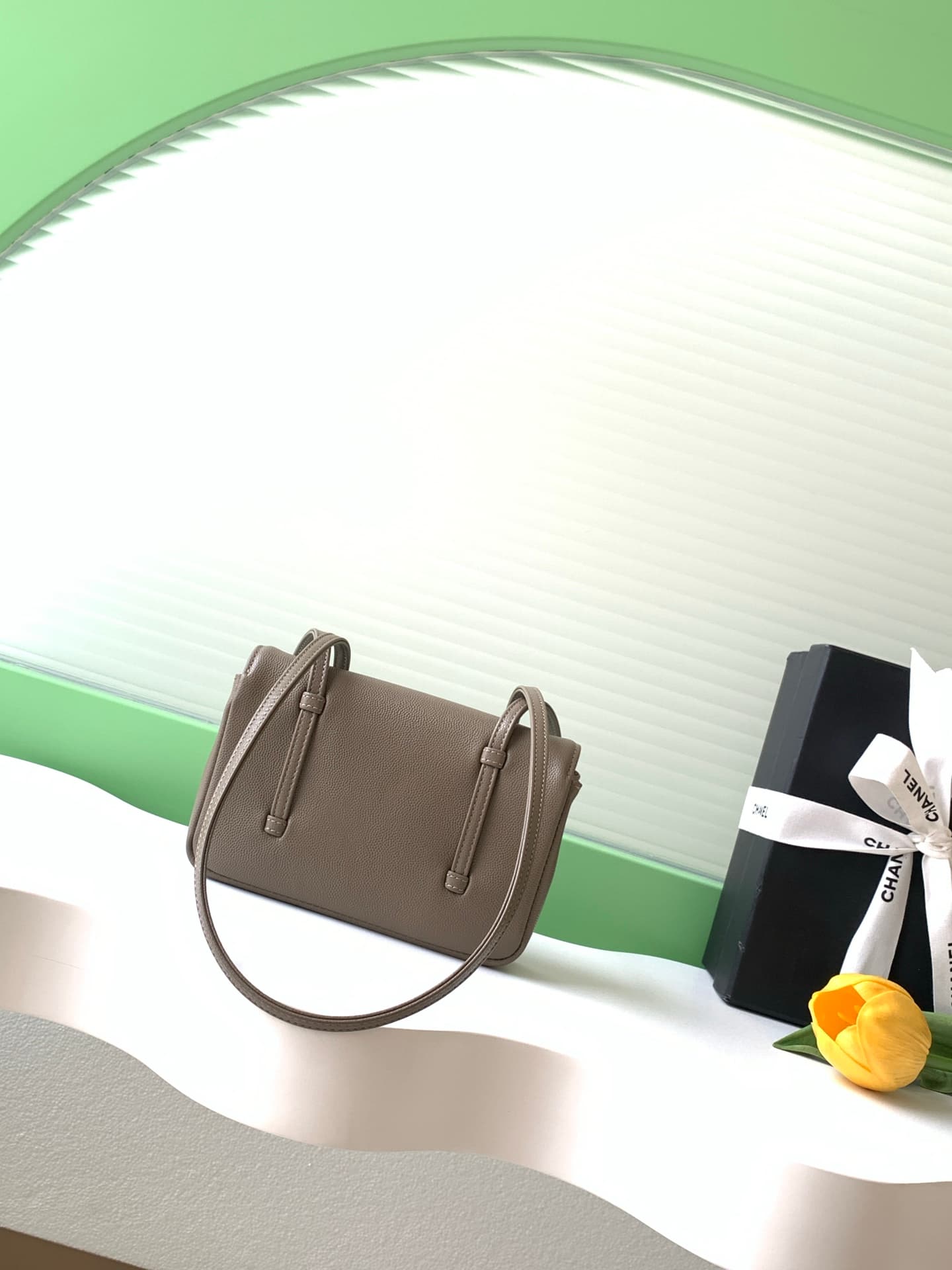 Chanel Clutch with Leather Strap Grained Shiny Calfskin & Gold-Tone Metal brown AP5068 A